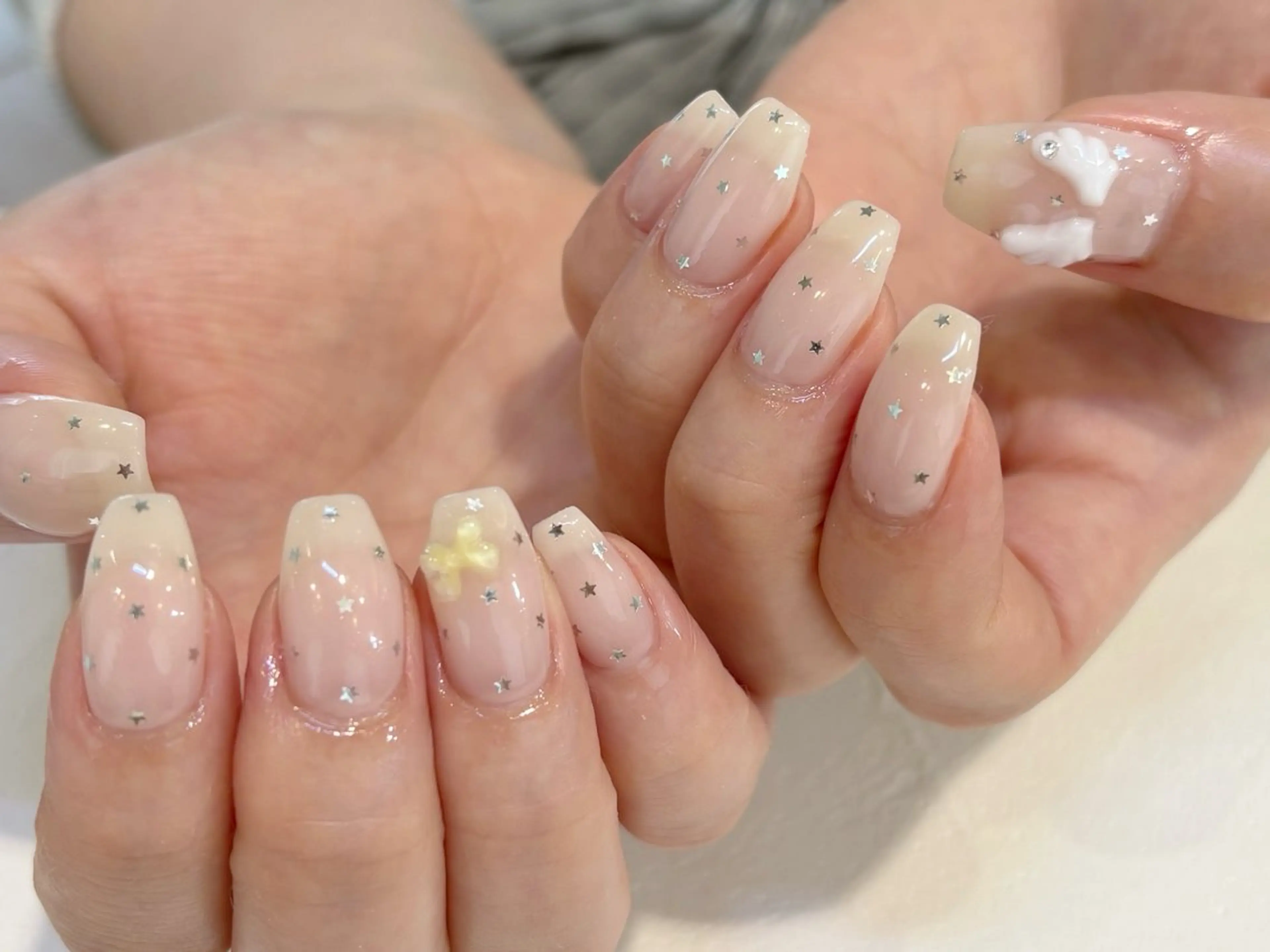 ネイル ハンドネイル 鈴木 里奈のネイルデザイン