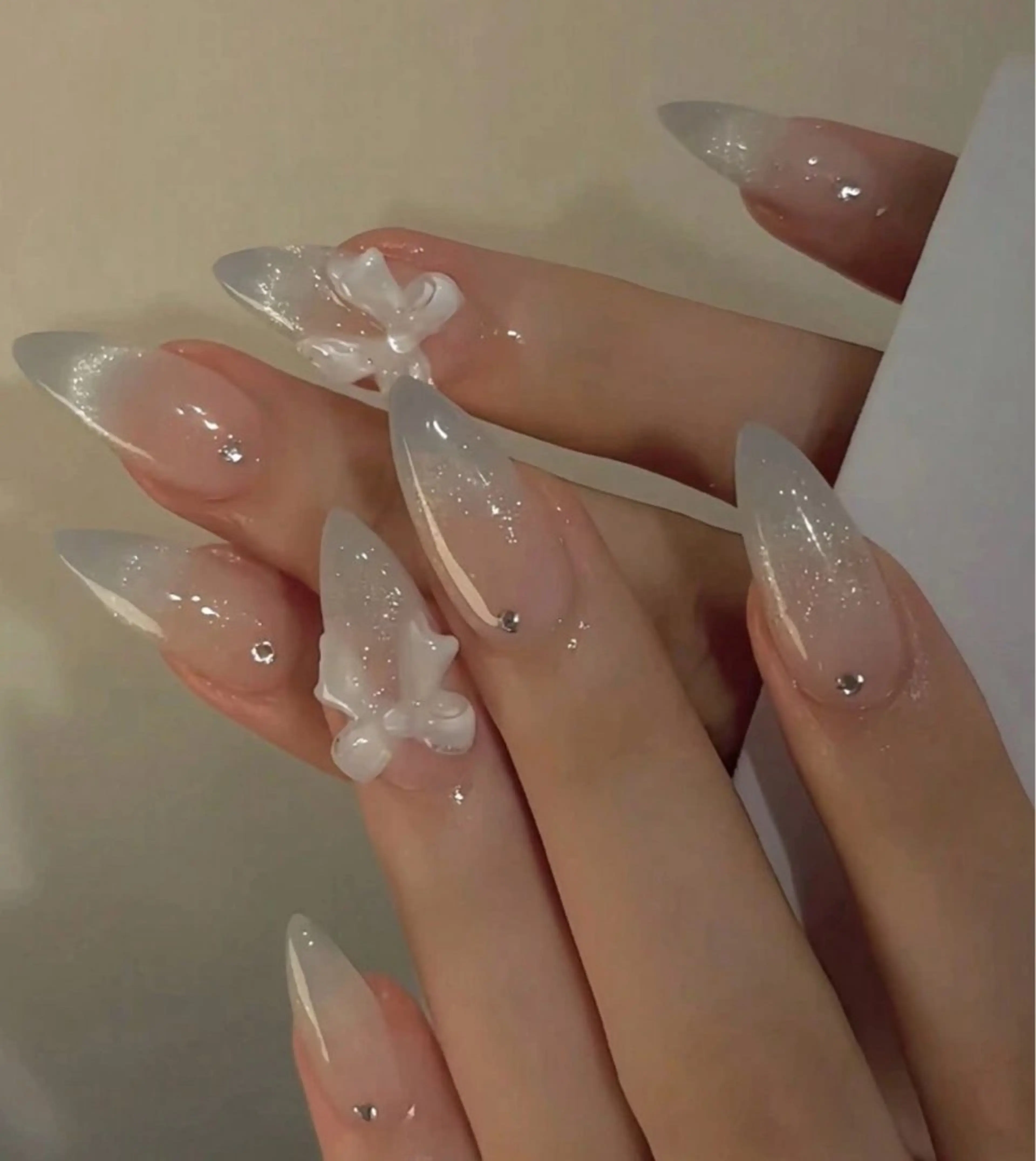 ネイル フレンチネイル ジェルネイル ガラスフレンチ ハロウィン ハート ハンドネイル H.baby Nail Salonのネイルデザイン