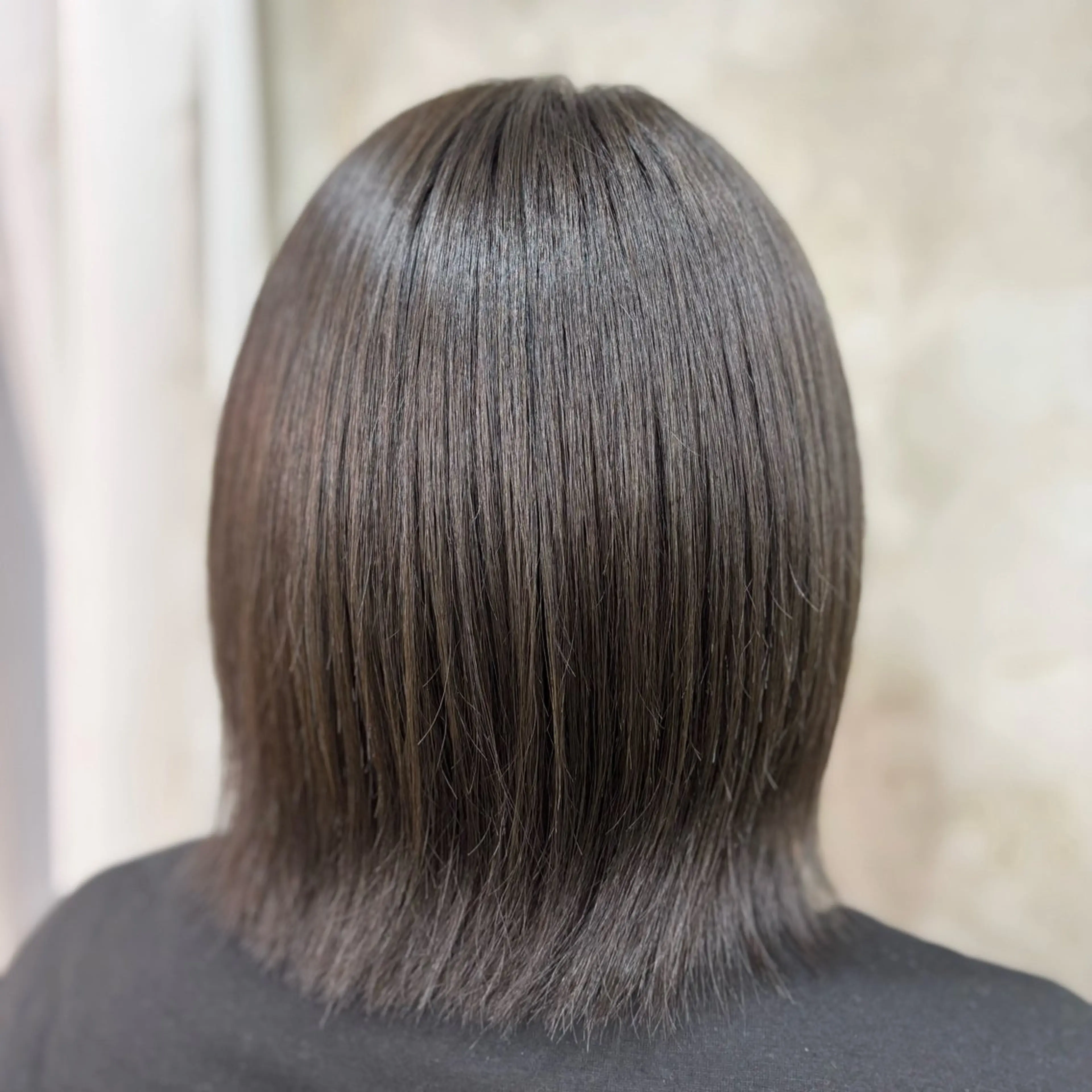 ミディアム カラー アッシュ 透明感カラー ヘアカラー トリートメント 艶髪‎カラー🤍 RIKAのヘアスタイル