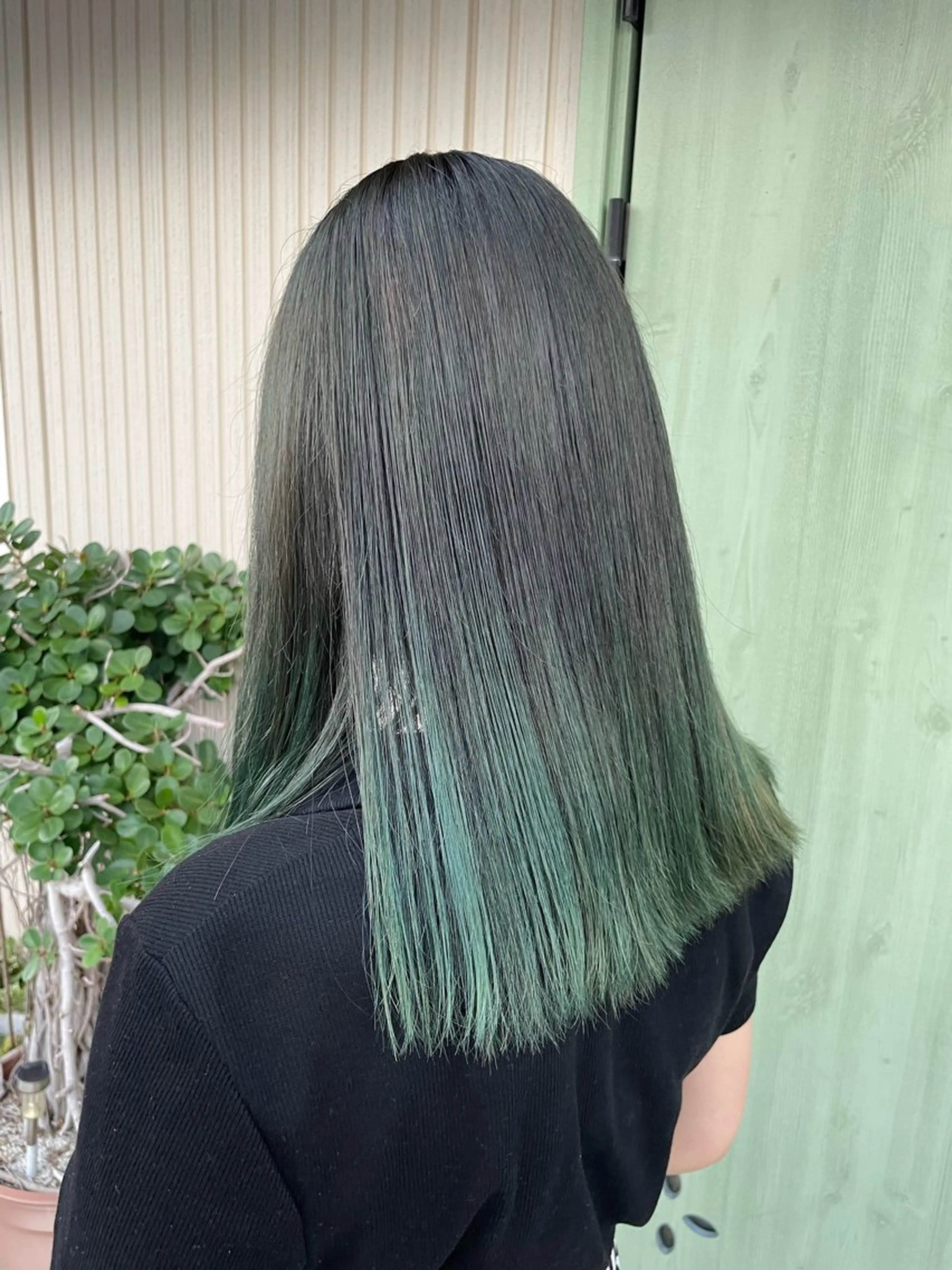 セミロング カラー ブリーチ グラデーションカラー ヘアカラー 大谷若葉/ ヘアーレクスアリーのヘアスタイル