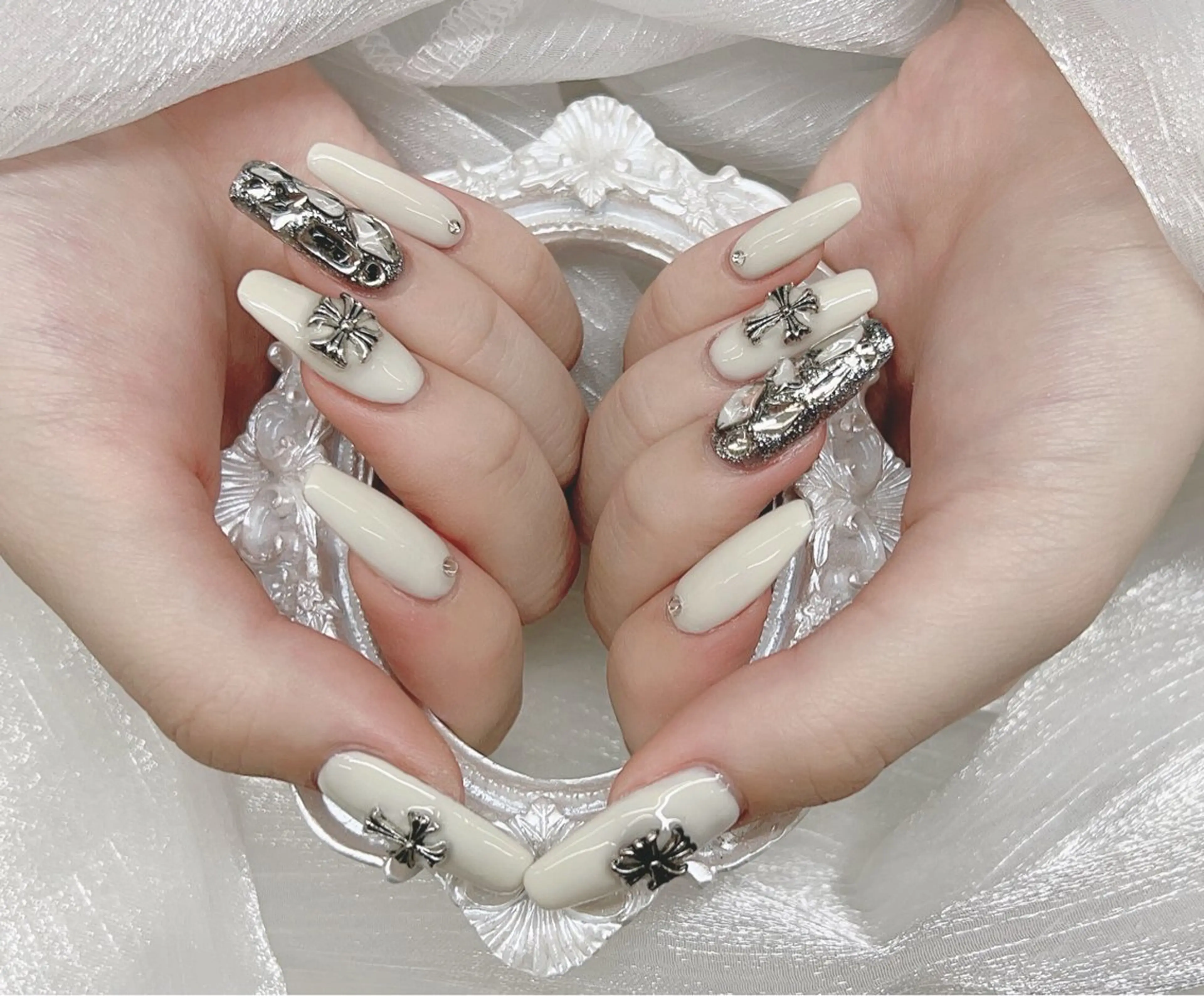 ネイル ハンドネイル Min min nail salonのネイルデザイン