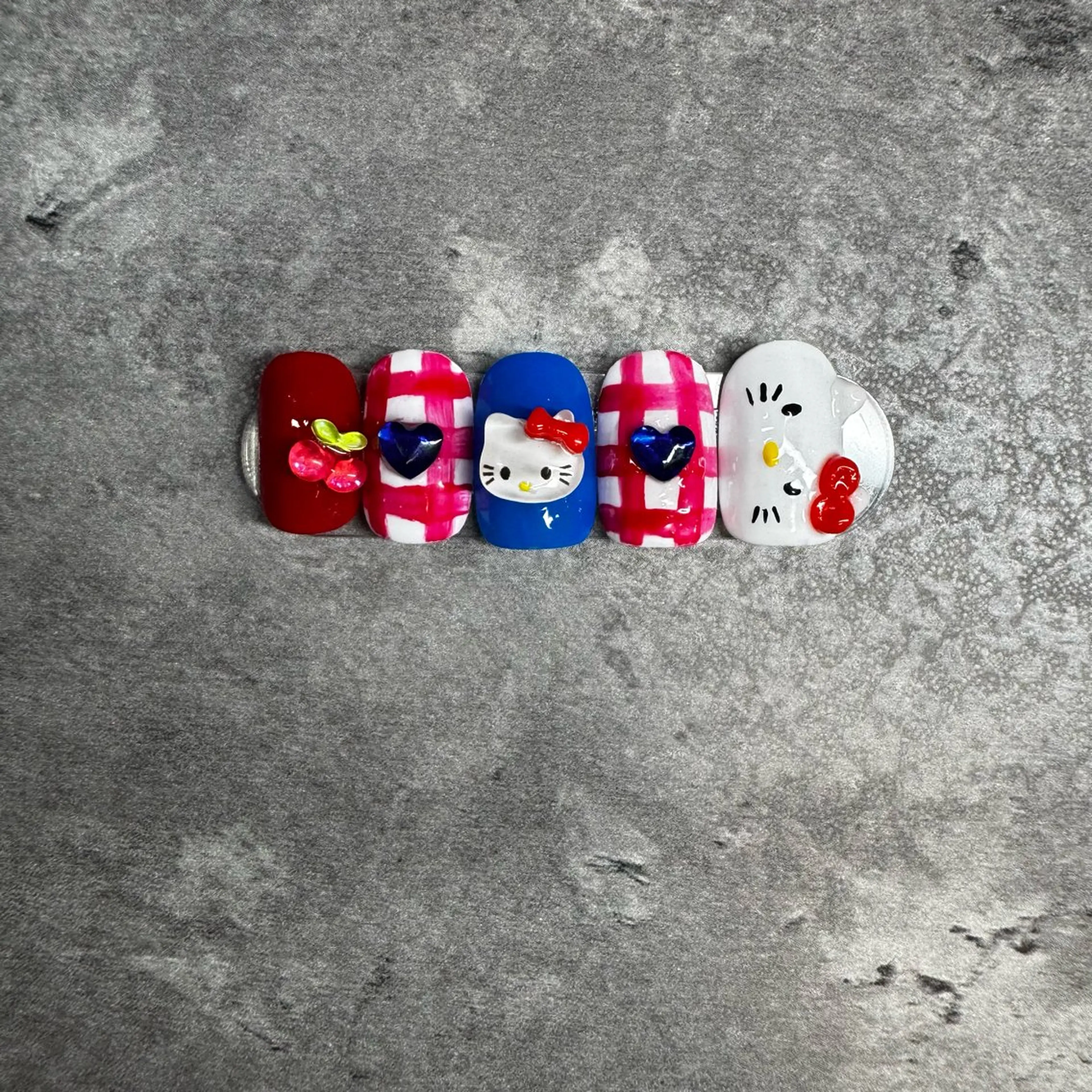 ネイル jellyfish アカリ【静岡駅5分】のネイルデザイン