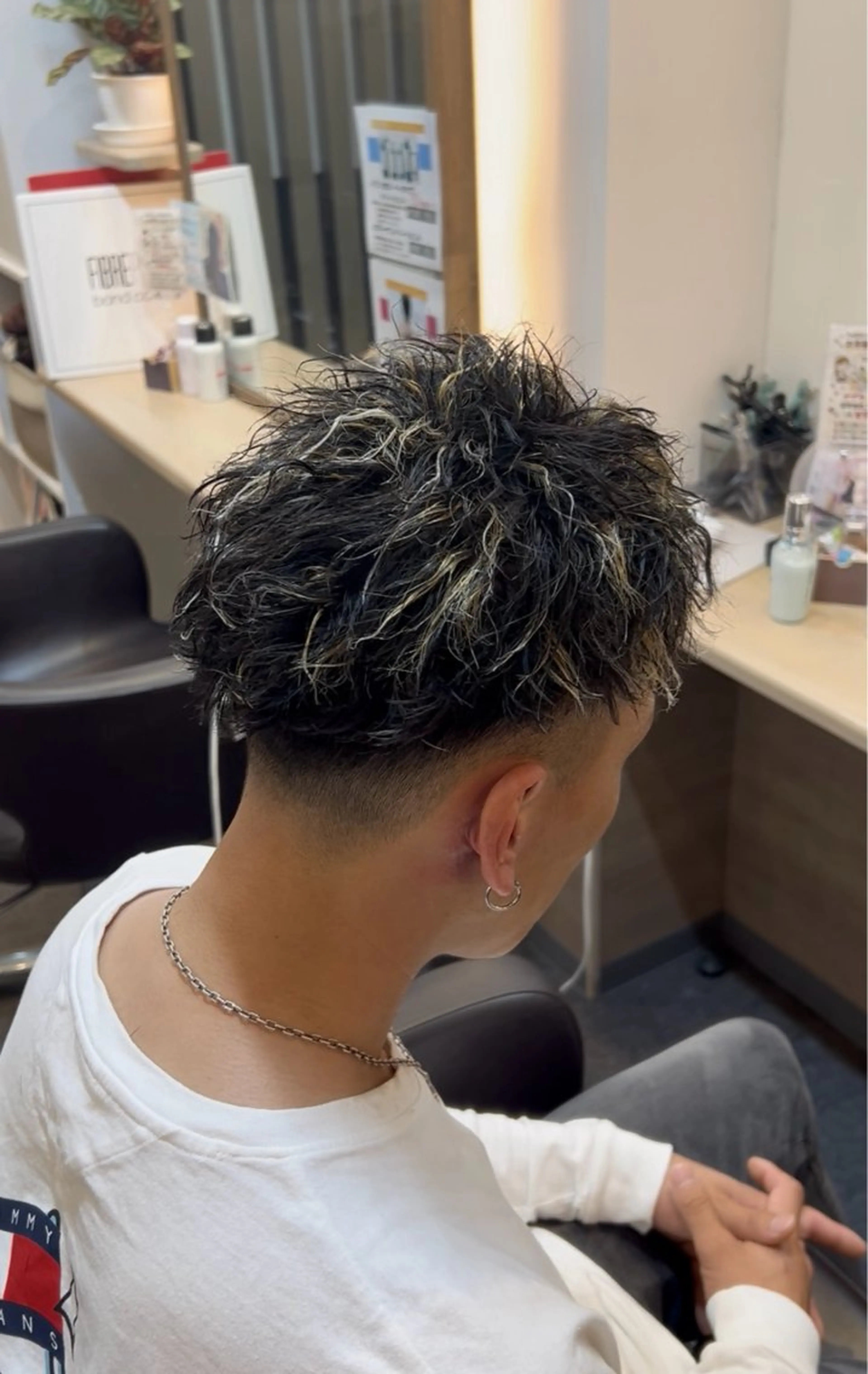 ショート カラー カット ヘアカラー パーマ 【長岡天神】レイヤー カット　Hiroのヘアスタイル