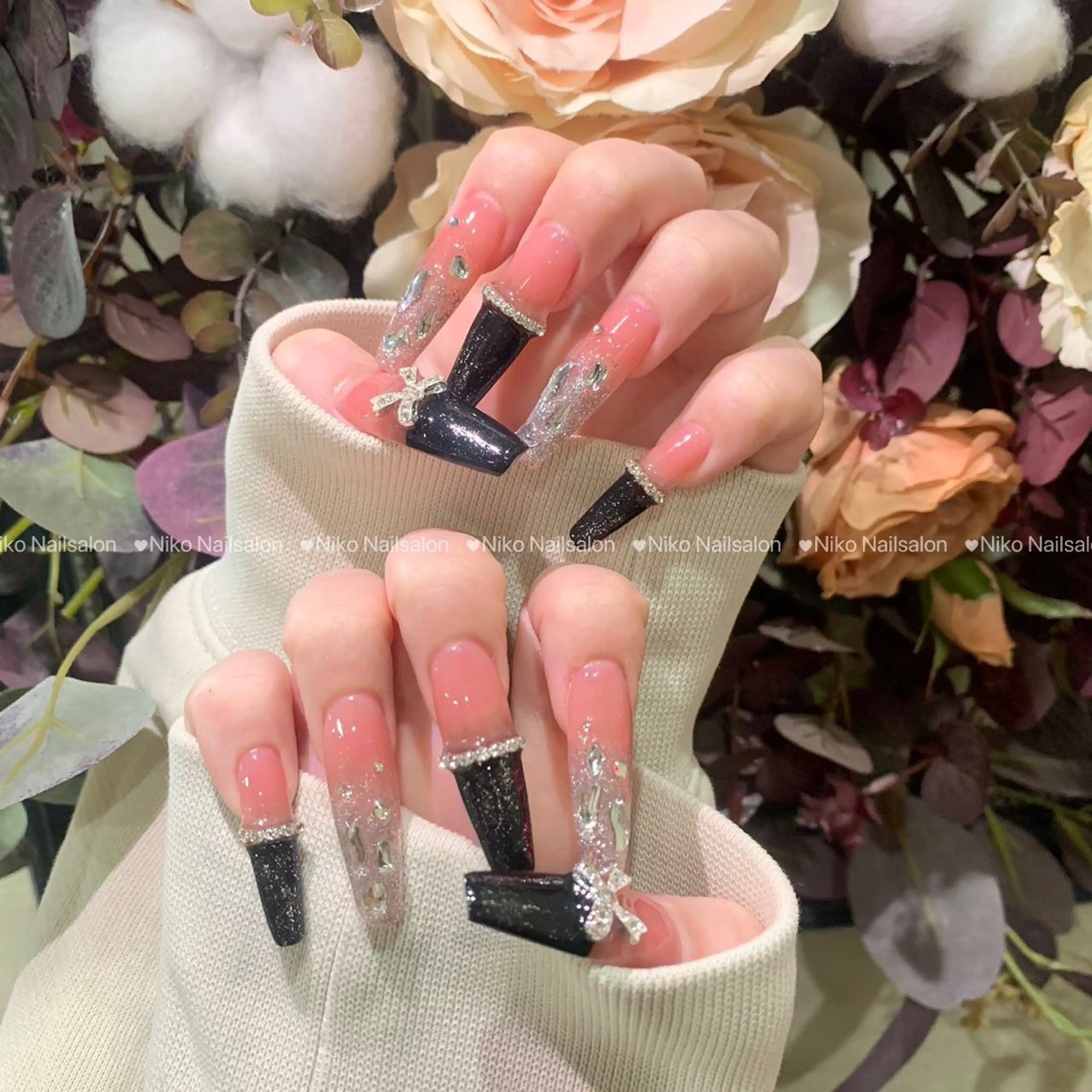 ネイル チークネイル 長さ出し フットネイル フレンチネイル ジェルネイル Niko Nail salon 銀座本店のネイルデザイン