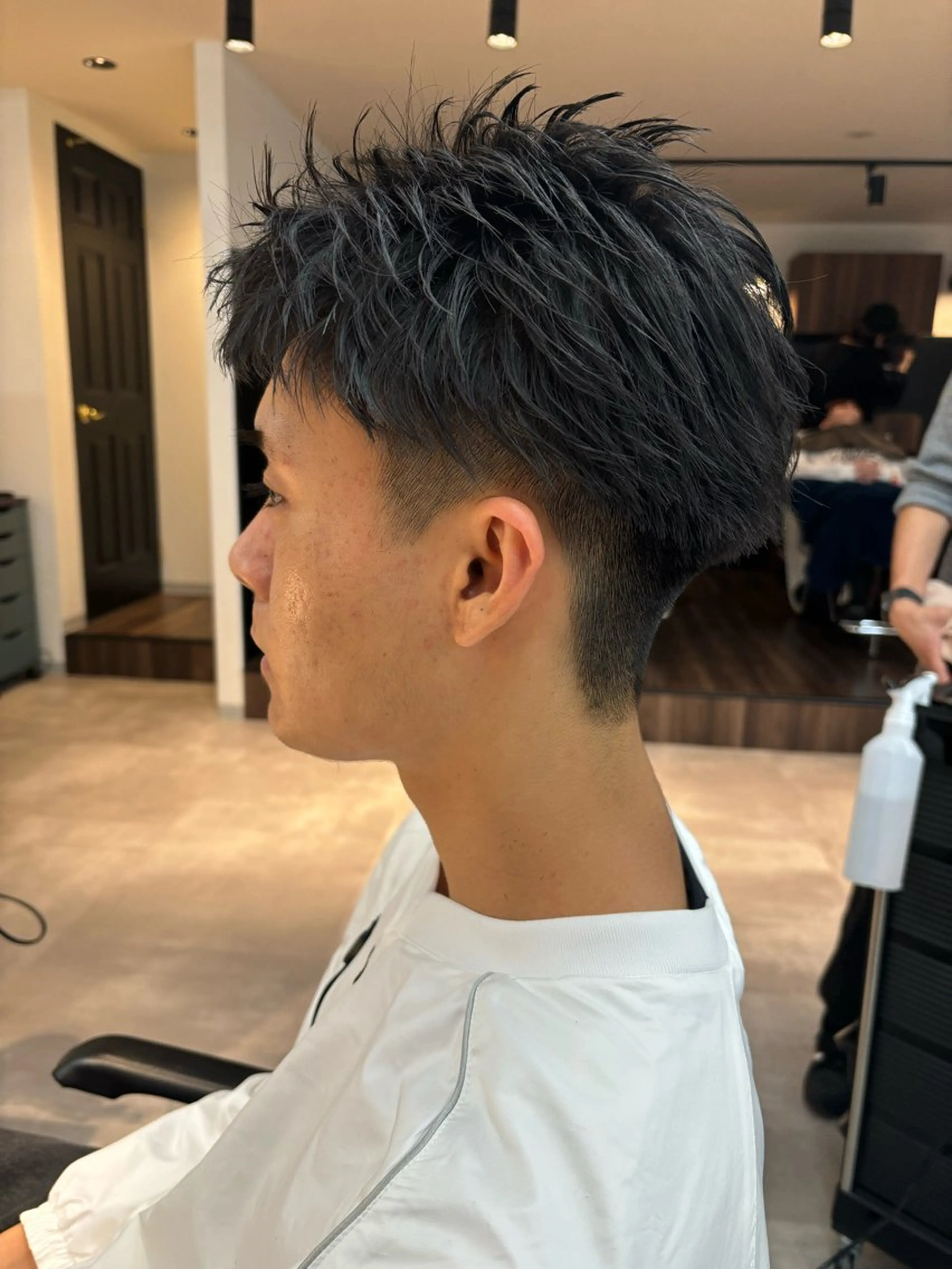 メンズ アップバング ツーブロック カット 保立/フェザーパーマ /メンズカット千葉のヘアスタイル