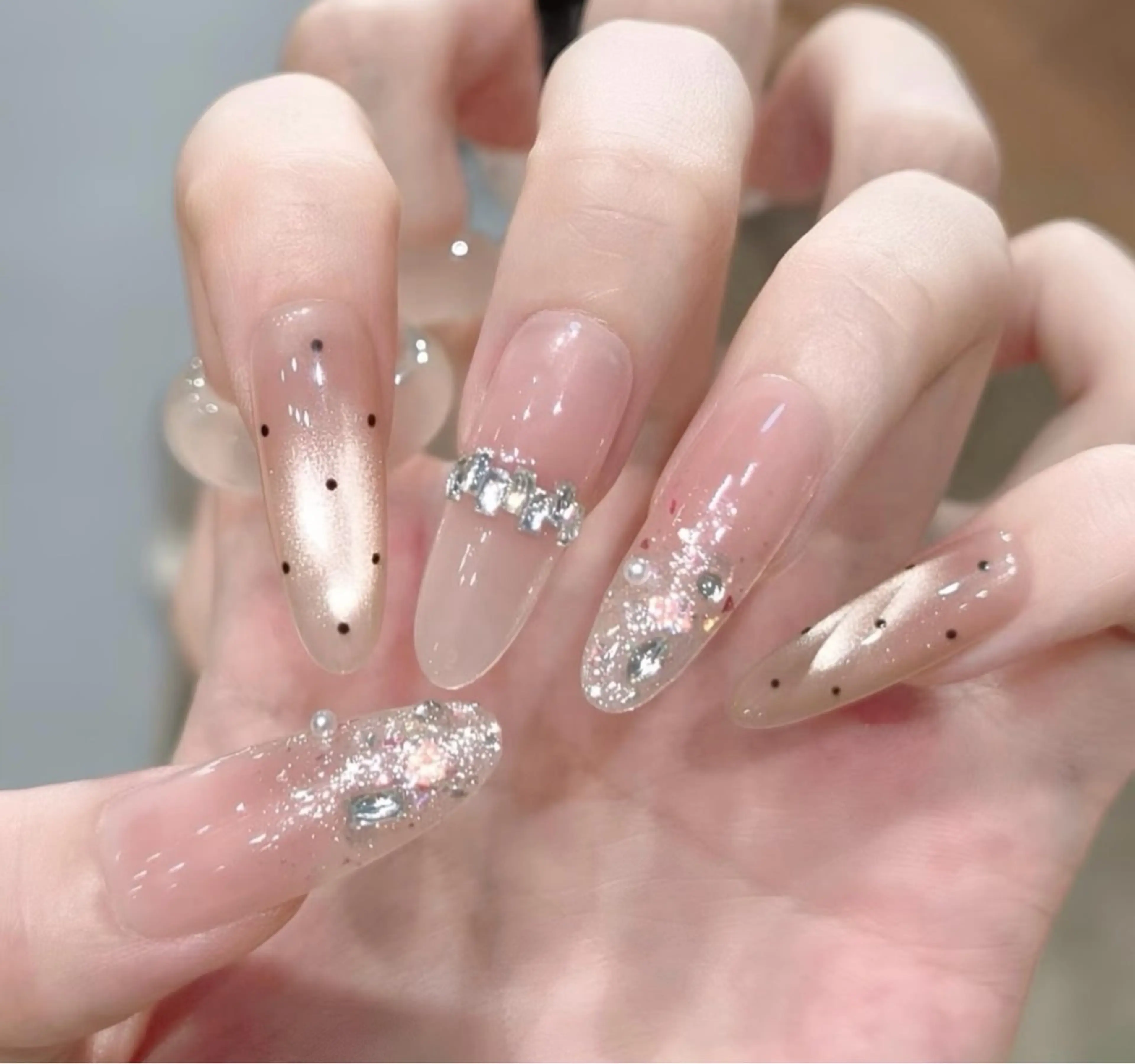 ネイル ハンドネイル queen nailのネイルデザイン