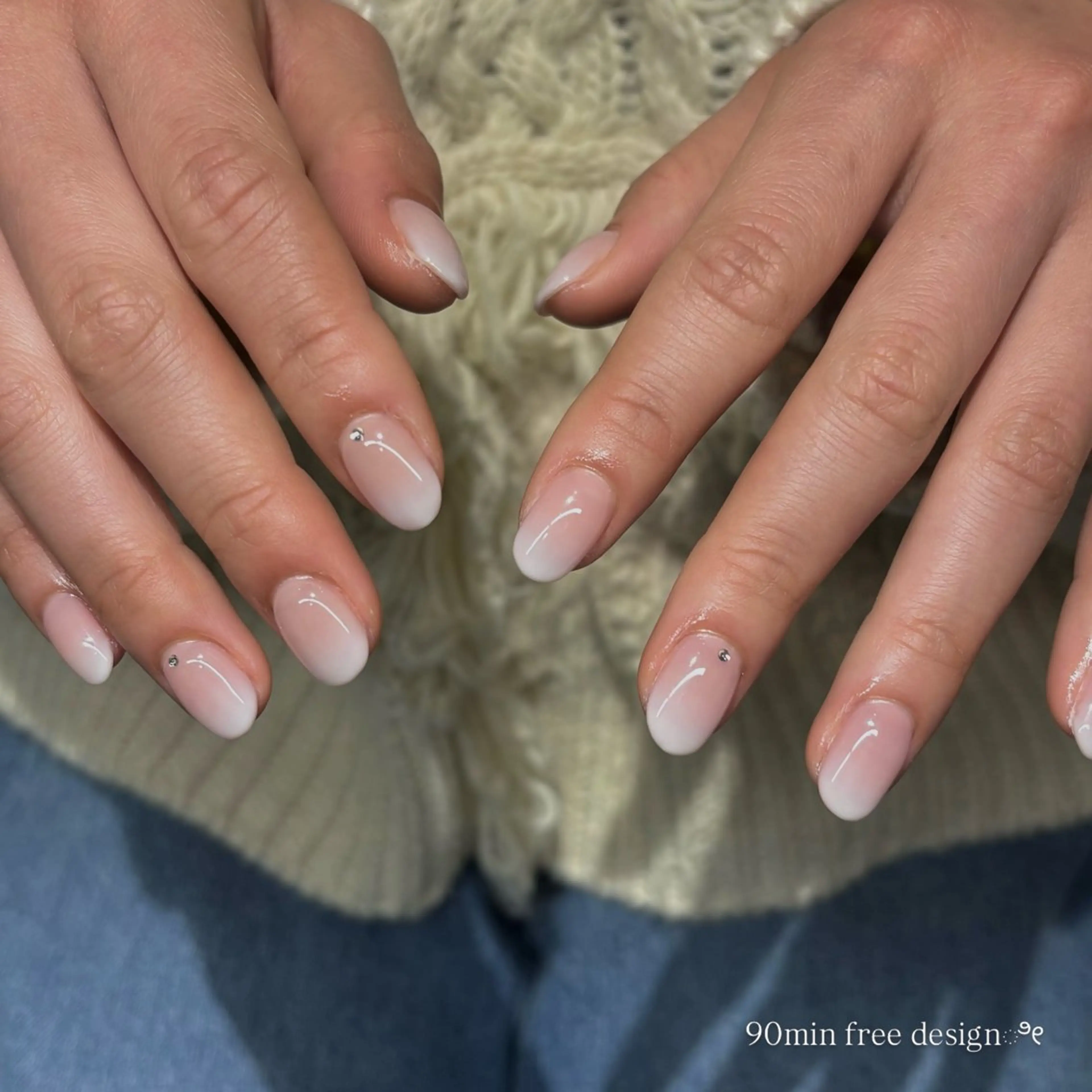 ネイル ハンドネイル ‎🤍透け艶𐙚 ICHIKAのネイルデザイン