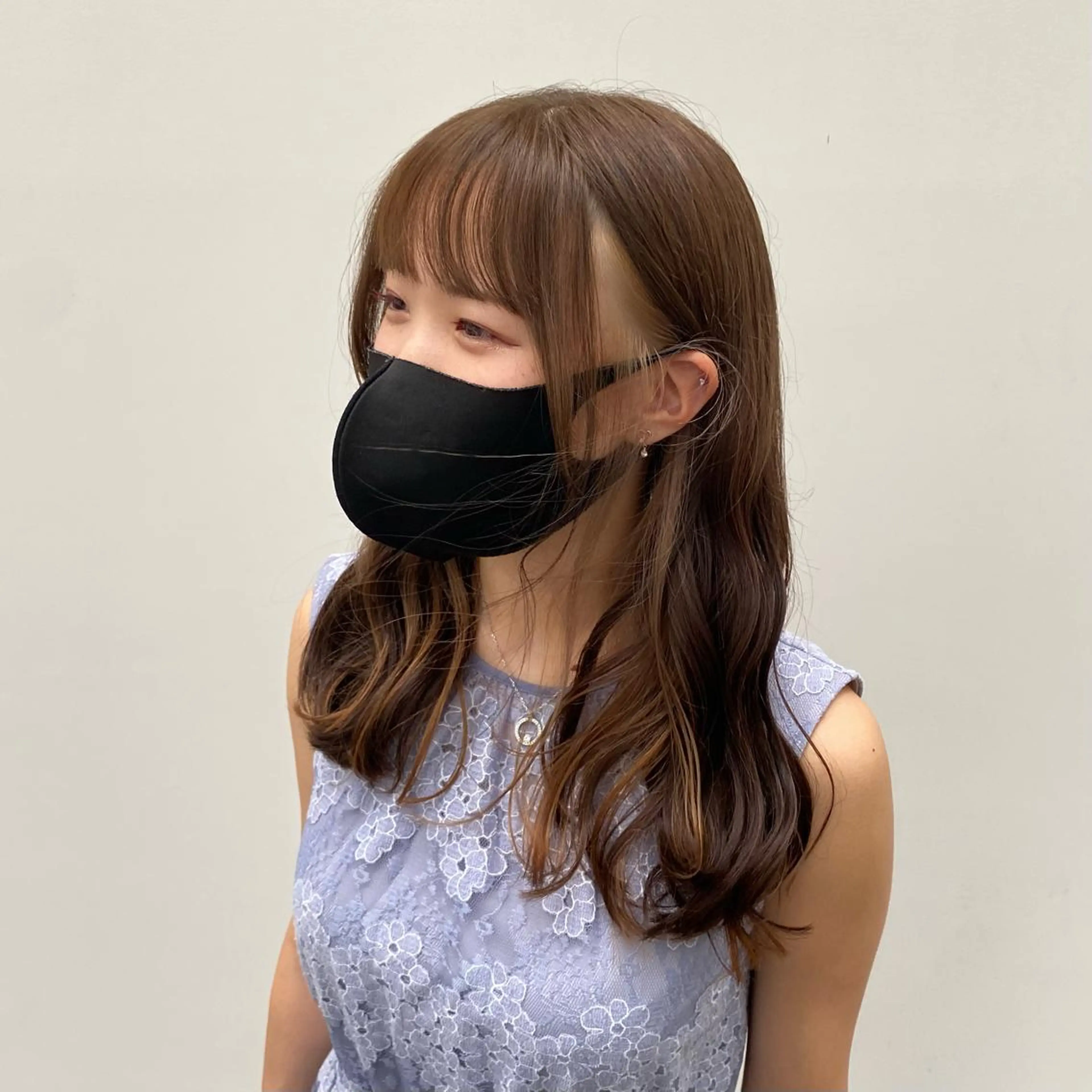 セミロング カラー Rinka/梅田/ 透け感カラー🤎のヘアスタイル