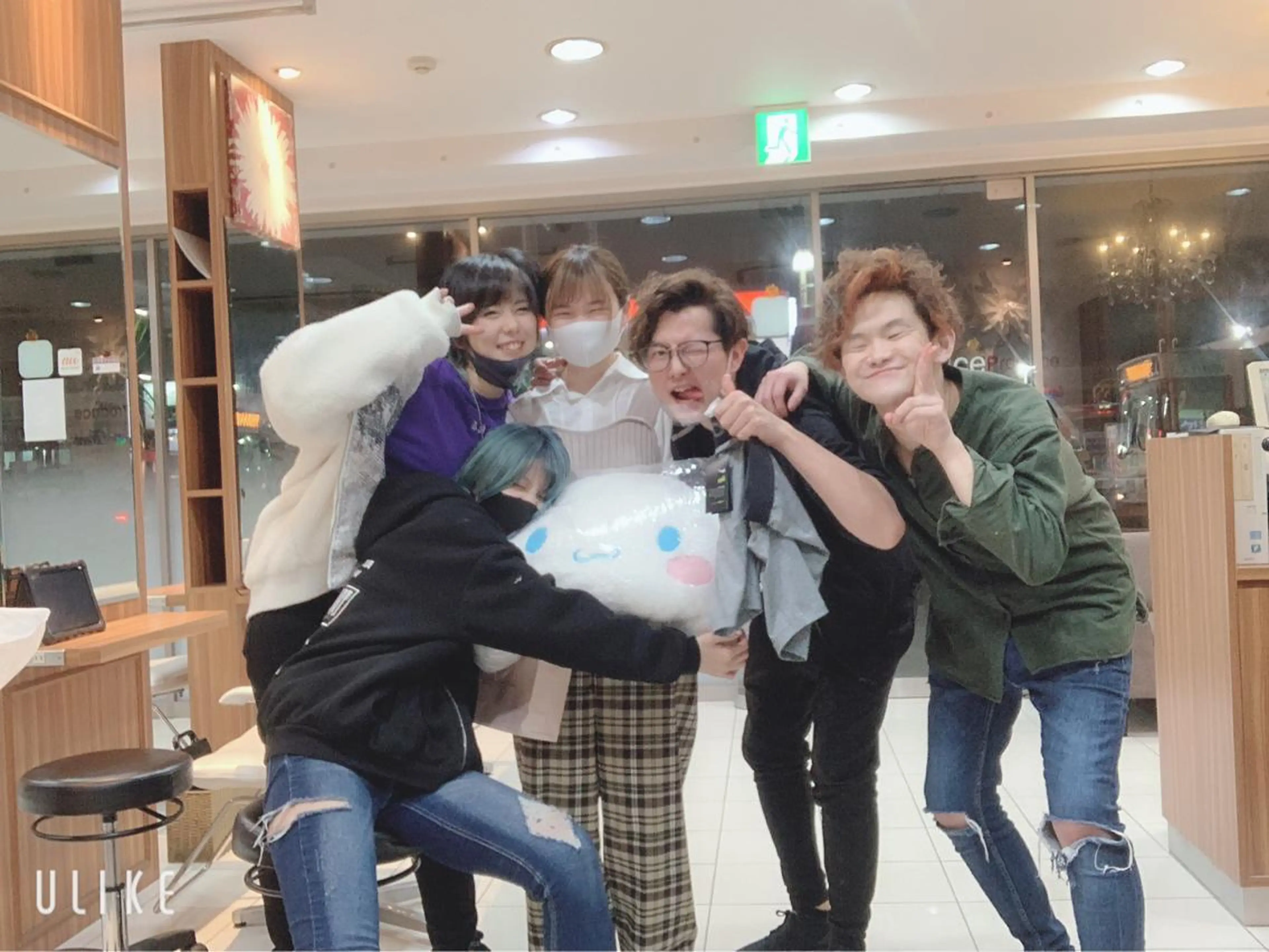 白髪ぼかしハイライト 柳川拓哉のヘアスタイル