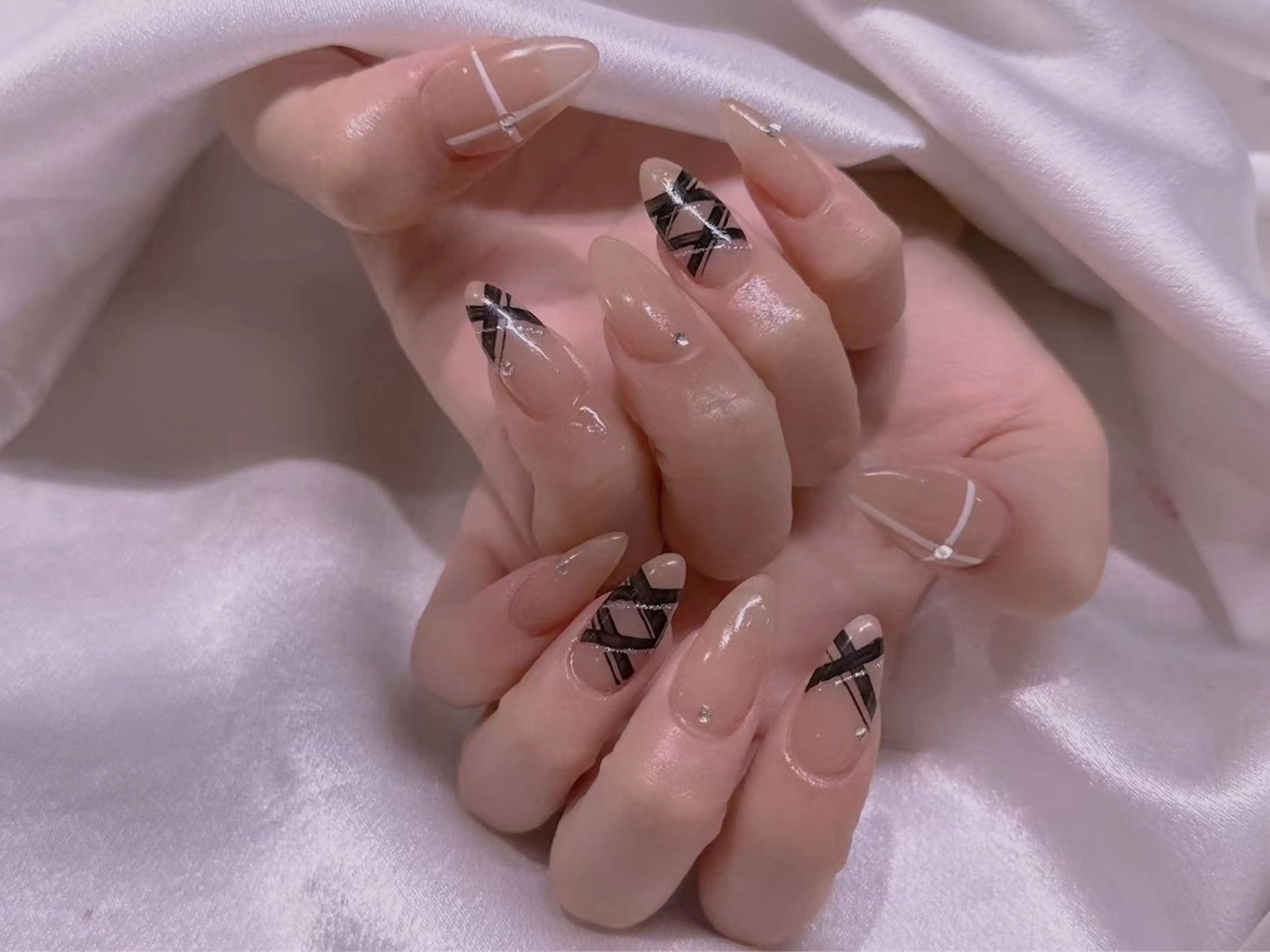 ネイル 長さ出し専門店 RIRIのネイルデザイン