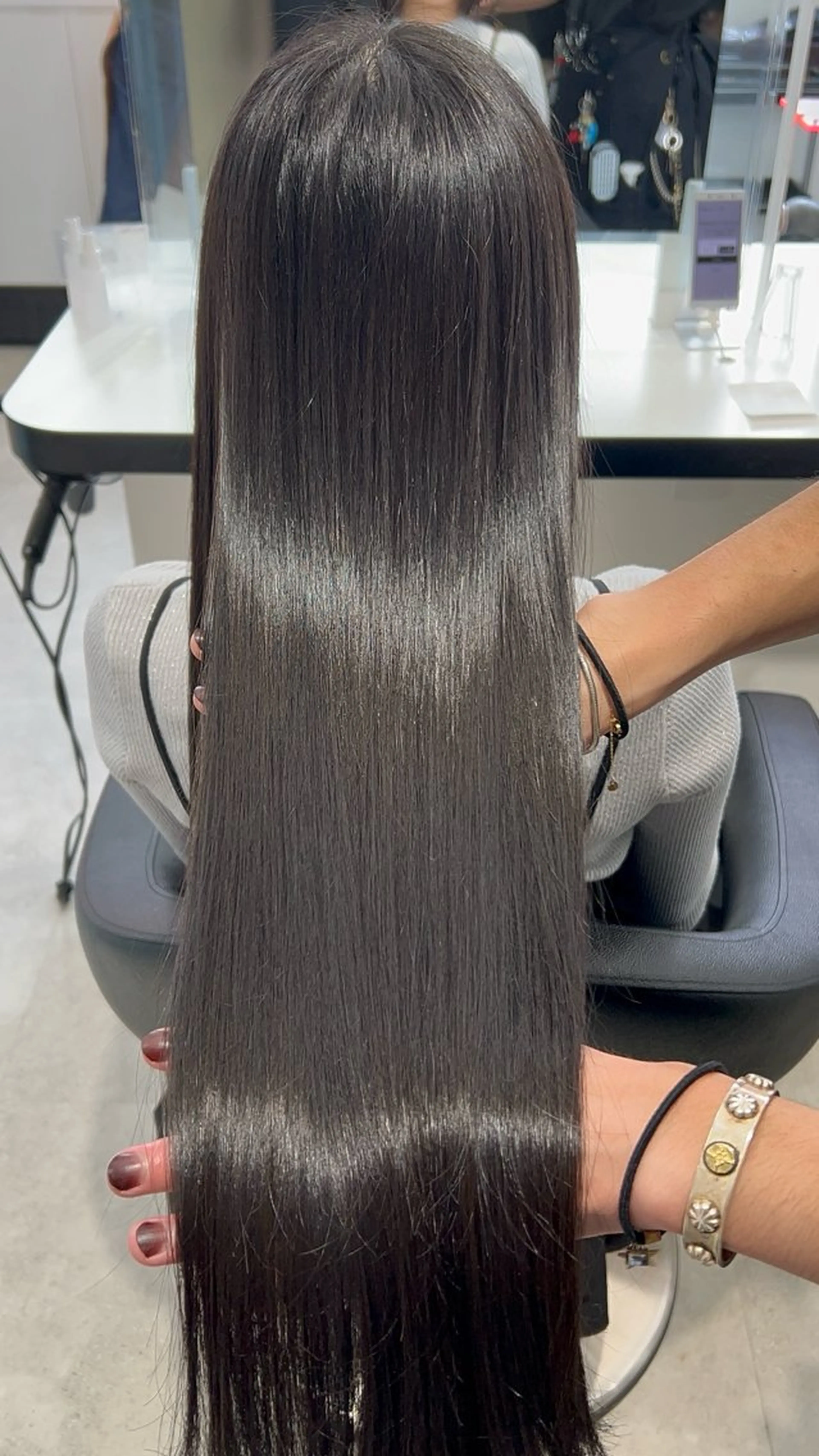 ロング カラー トリートメント ヘッドスパ 履歴修正屋さん／ ブロンド／ホワイトのヘアスタイル