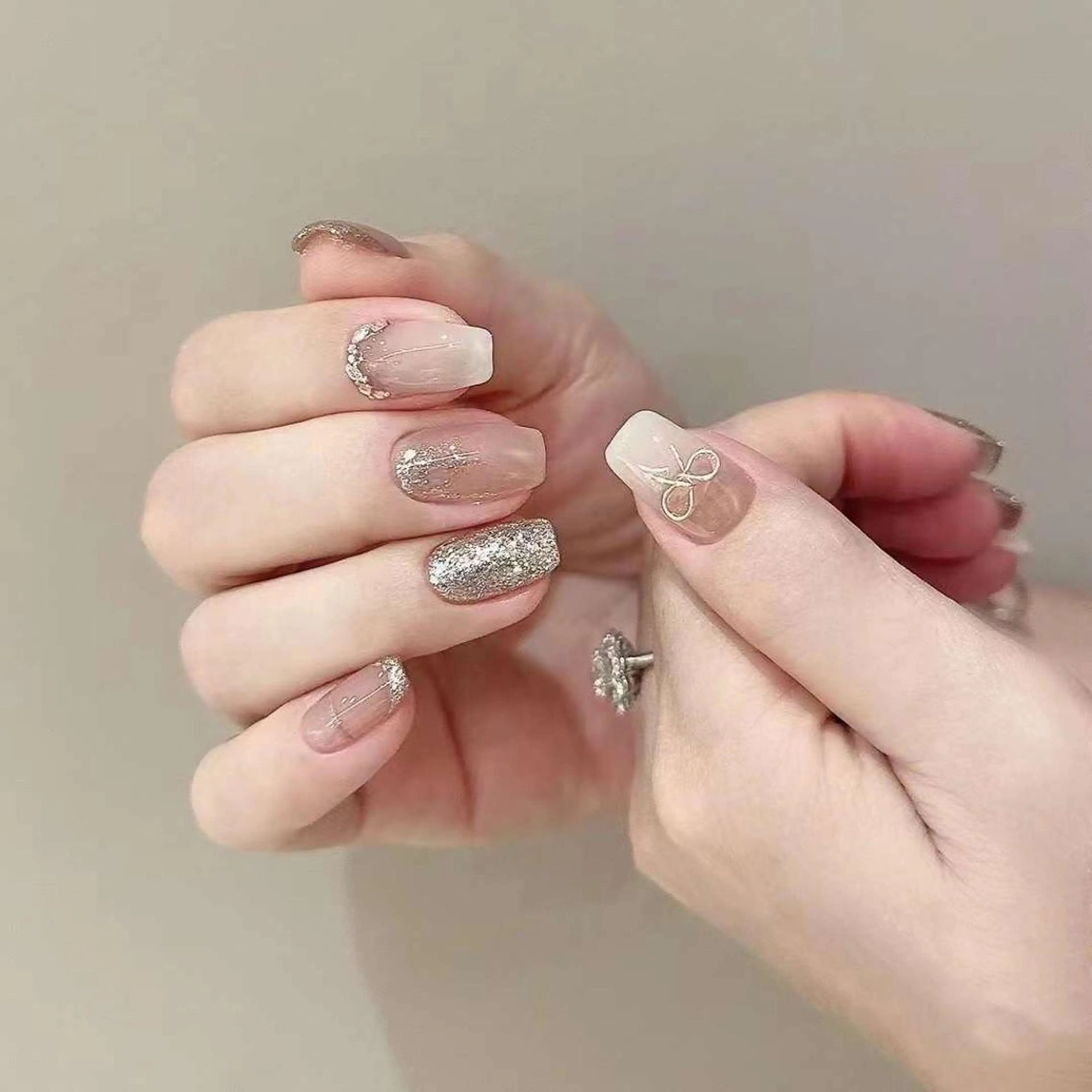 ネイル VIVIAN エイのネイルデザイン