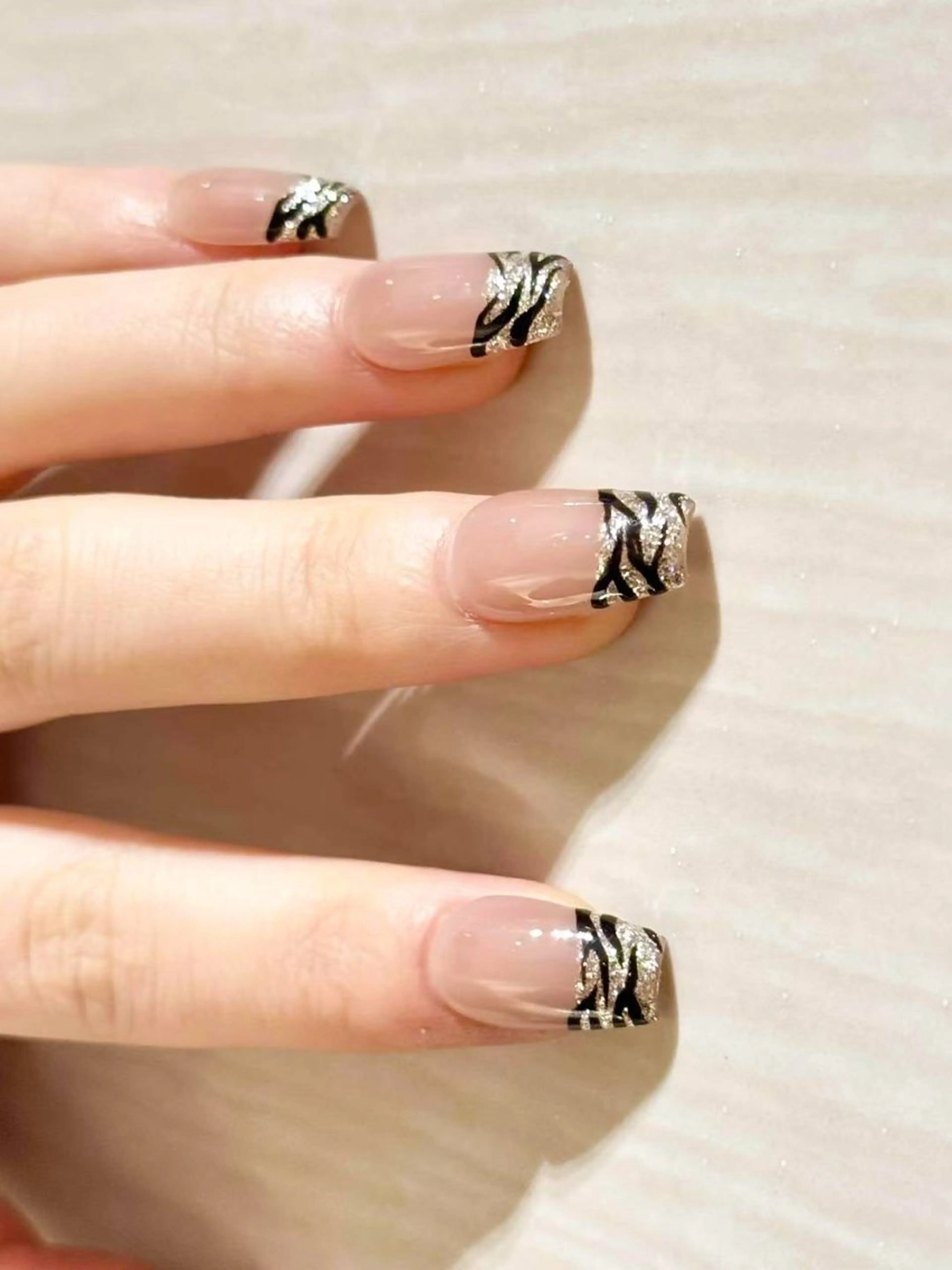 ネイル MoonNail ユリ🌸のネイルデザイン