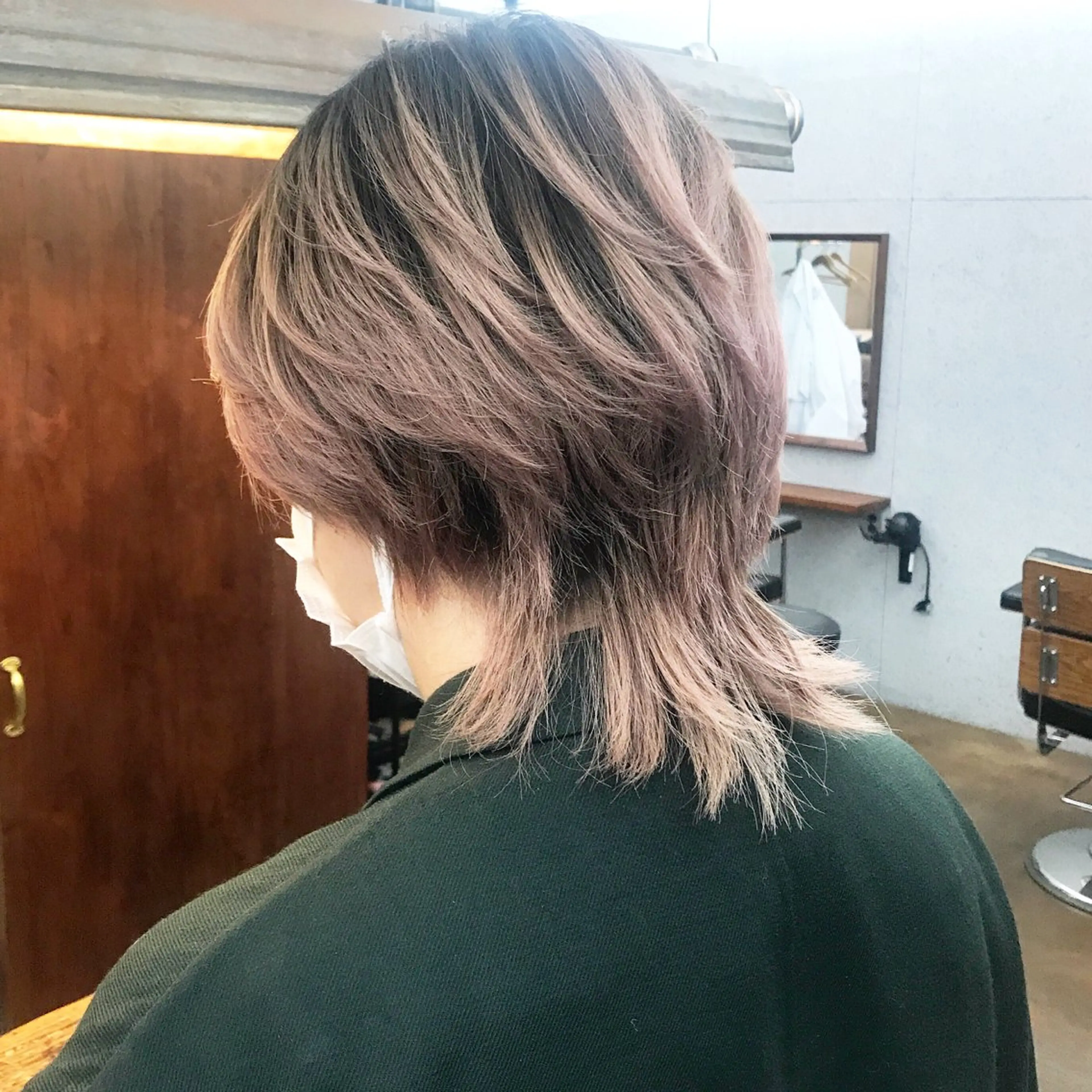 ミディアム カラー メンズ メンズウルフカット ピンクカラー ウルフカット カット ヘアカラー トリートメント ヘアセット ✂︎ウルフ・ショート ✂︎MIKUNIのヘアスタイル