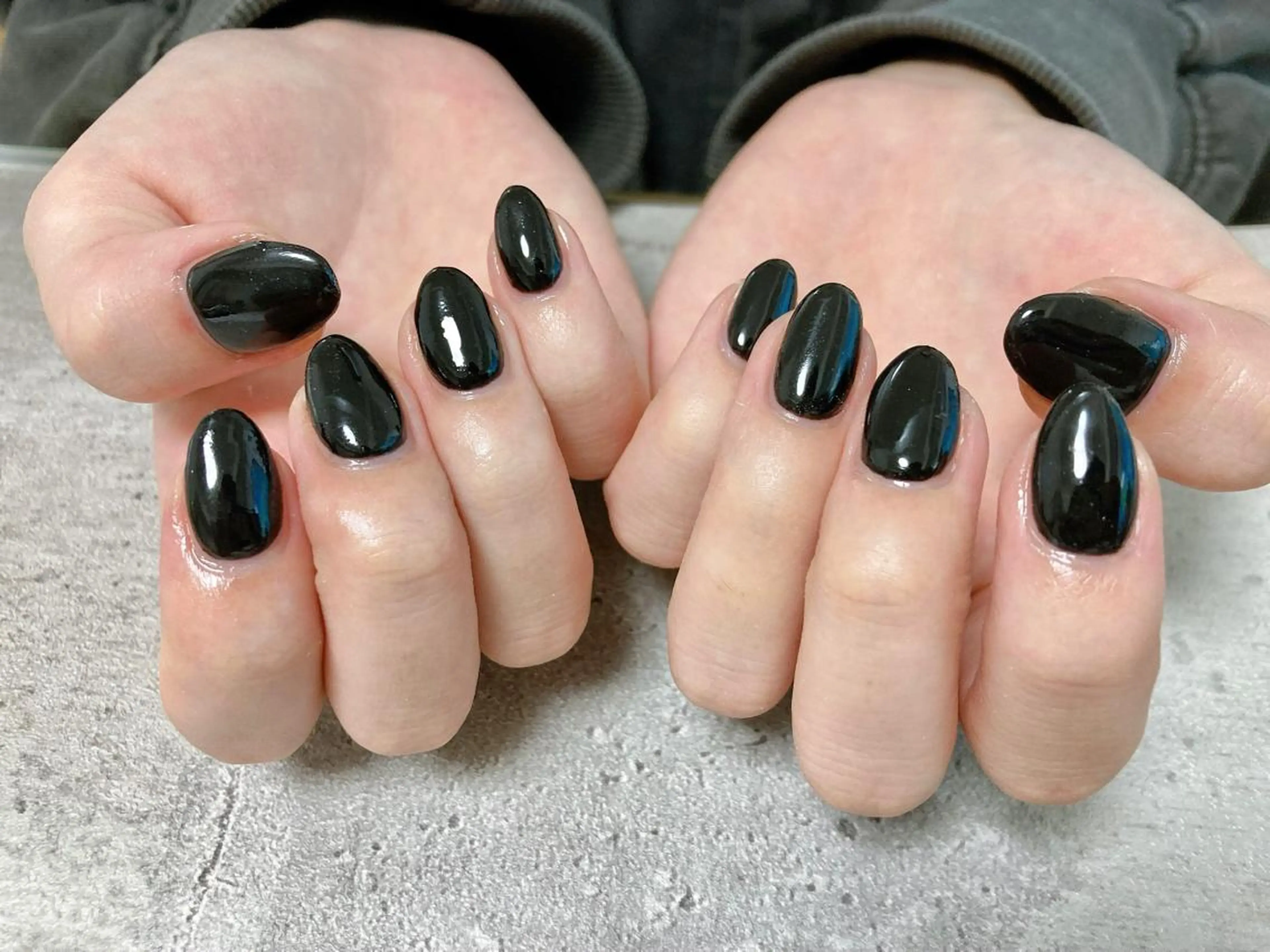 ネイル ワンカラーネイル ハンドネイル mogunail &blowのネイルデザイン