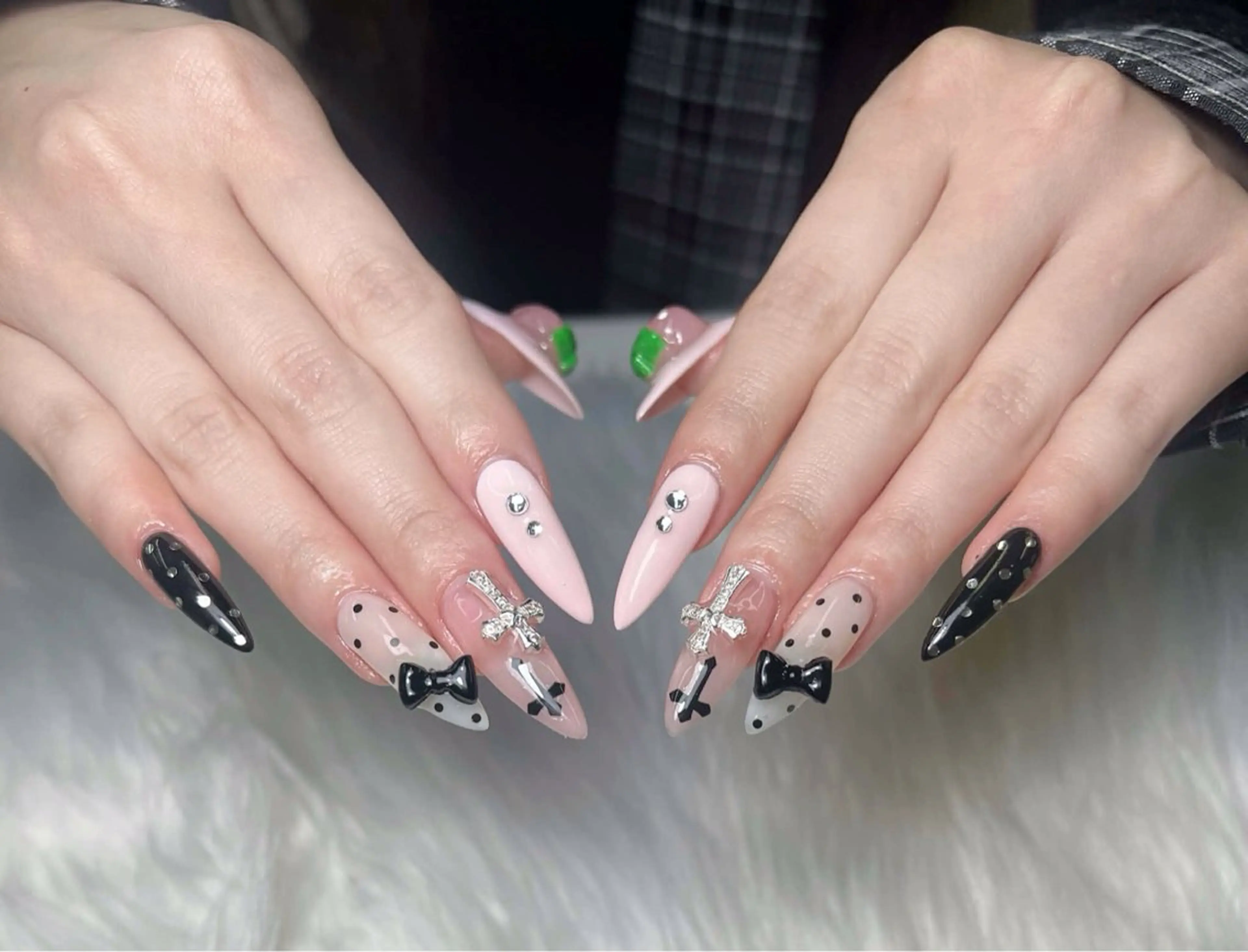 ネイル NEM nailstudioのネイルデザイン