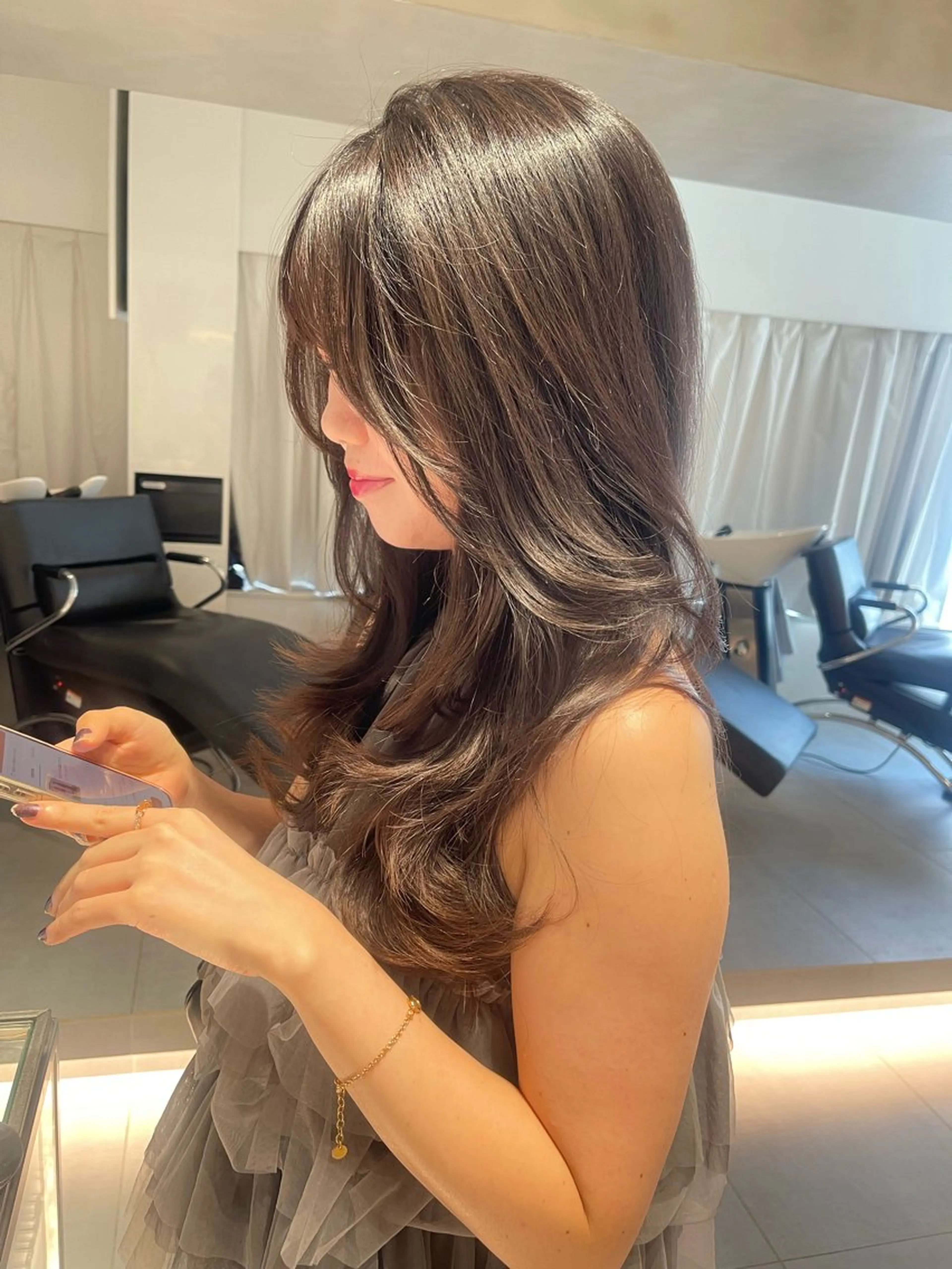 ロング レイヤーカット ラベンダー/レイヤー スタイル🤎mamiのヘアスタイル