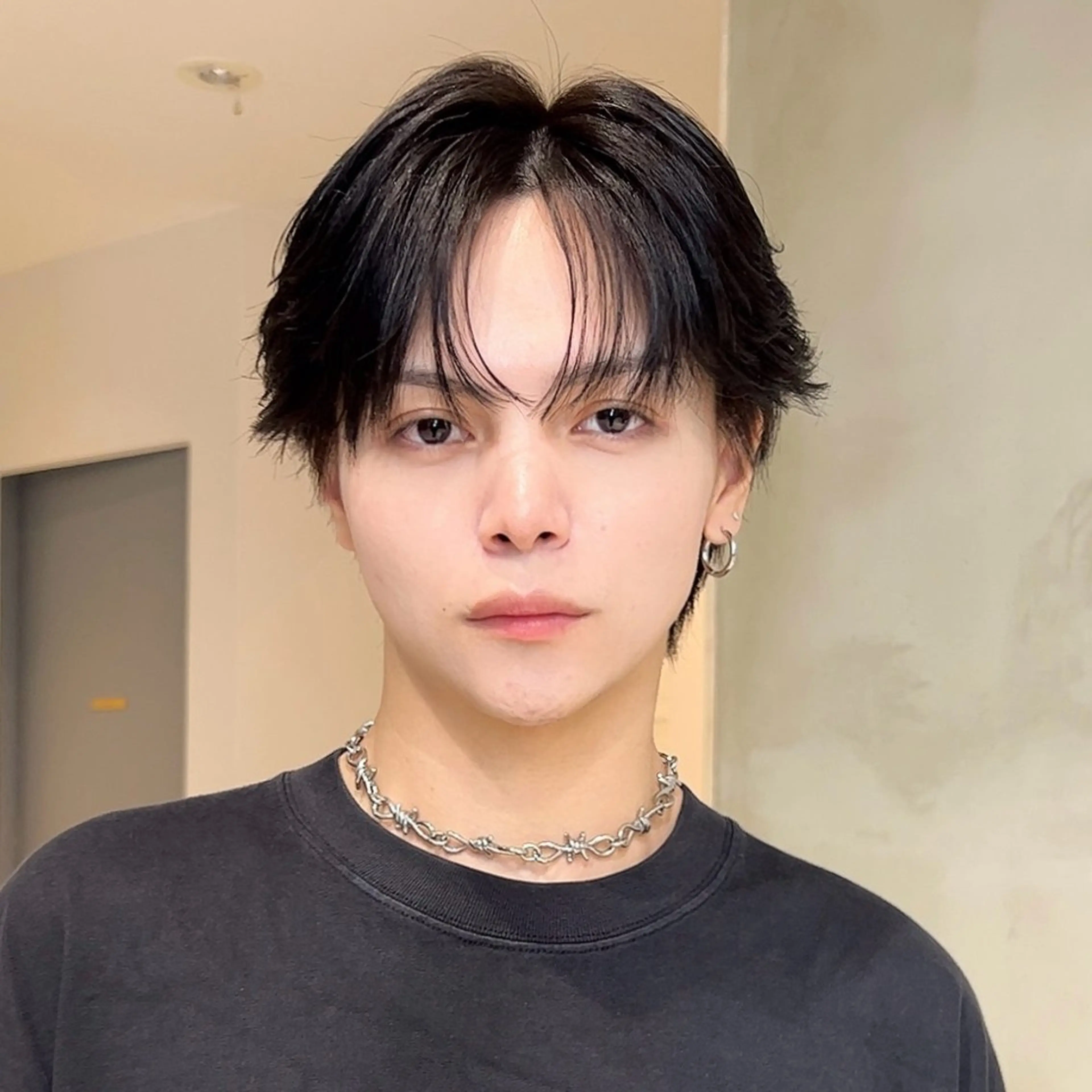 ショート パーマ メンズ カット パーマ 岡田大志🇰🇷 中/韓メンズヘアのヘアスタイル