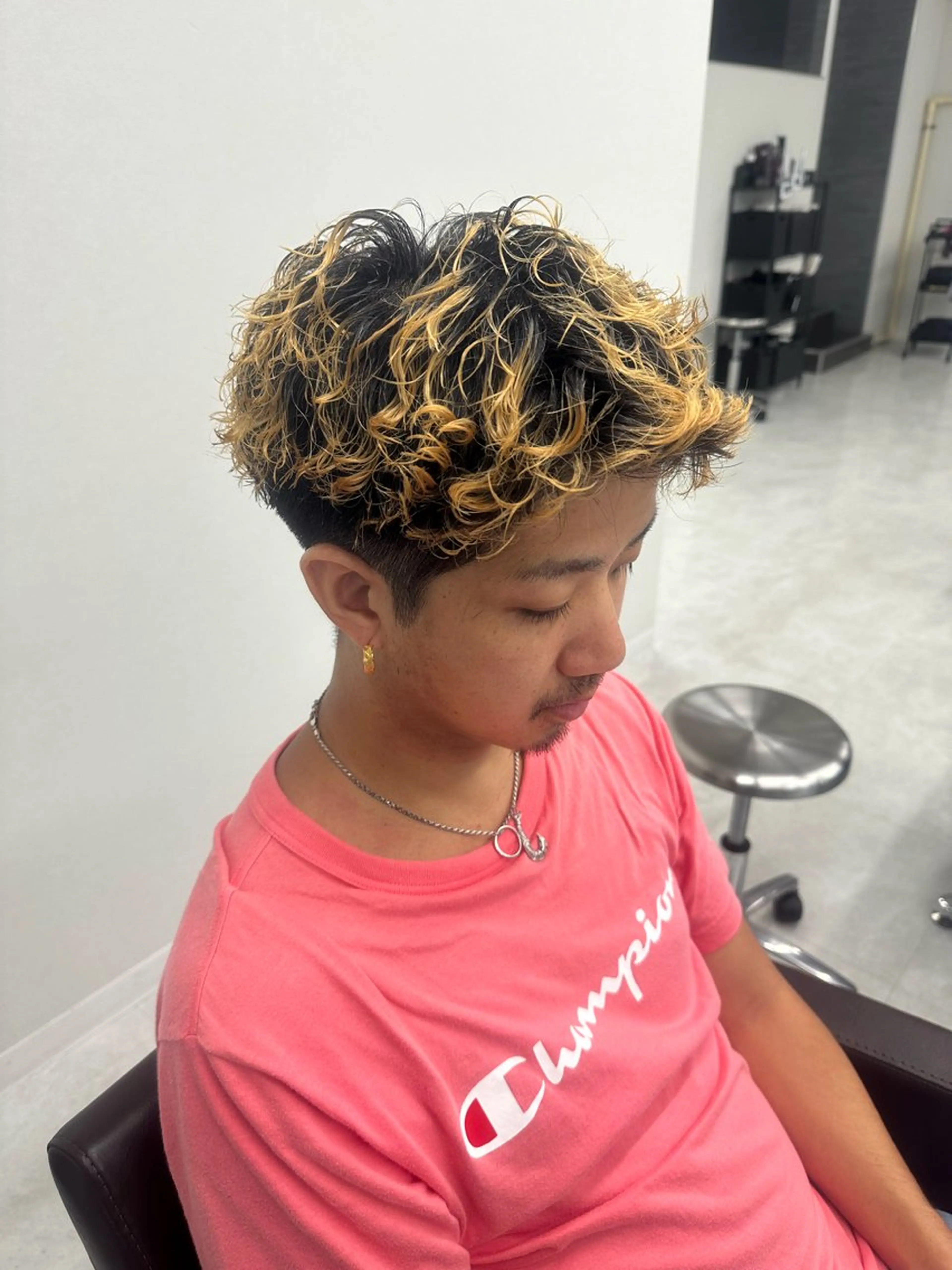 パーマ メンズ ニュアンス/フェザー /ウルフ/伶馬のヘアスタイル