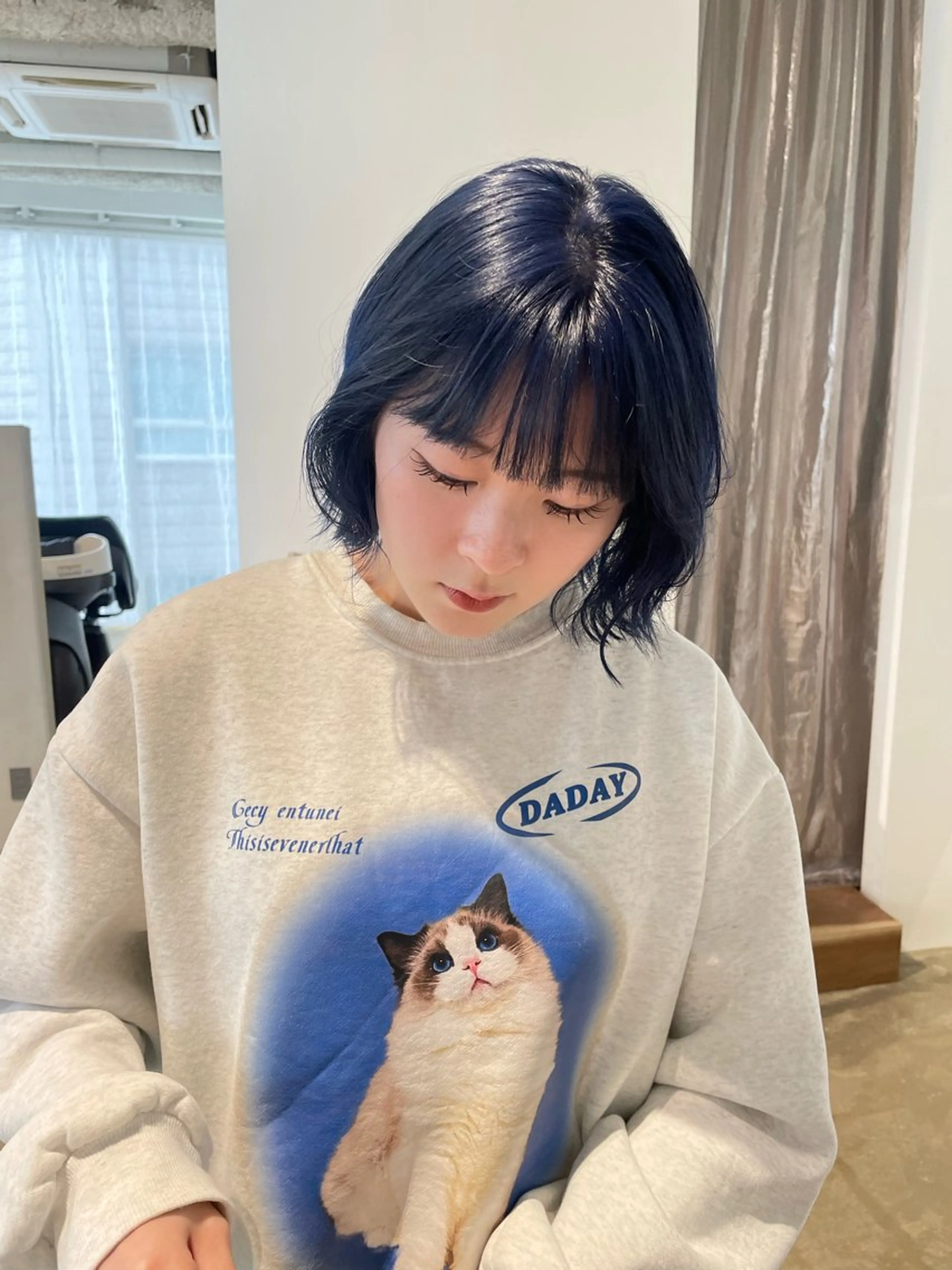 ミディアム カラー ブルーカラー カット ヘアカラー 似合わせカット🫧/ パーマ🥇/KIBEのヘアスタイル