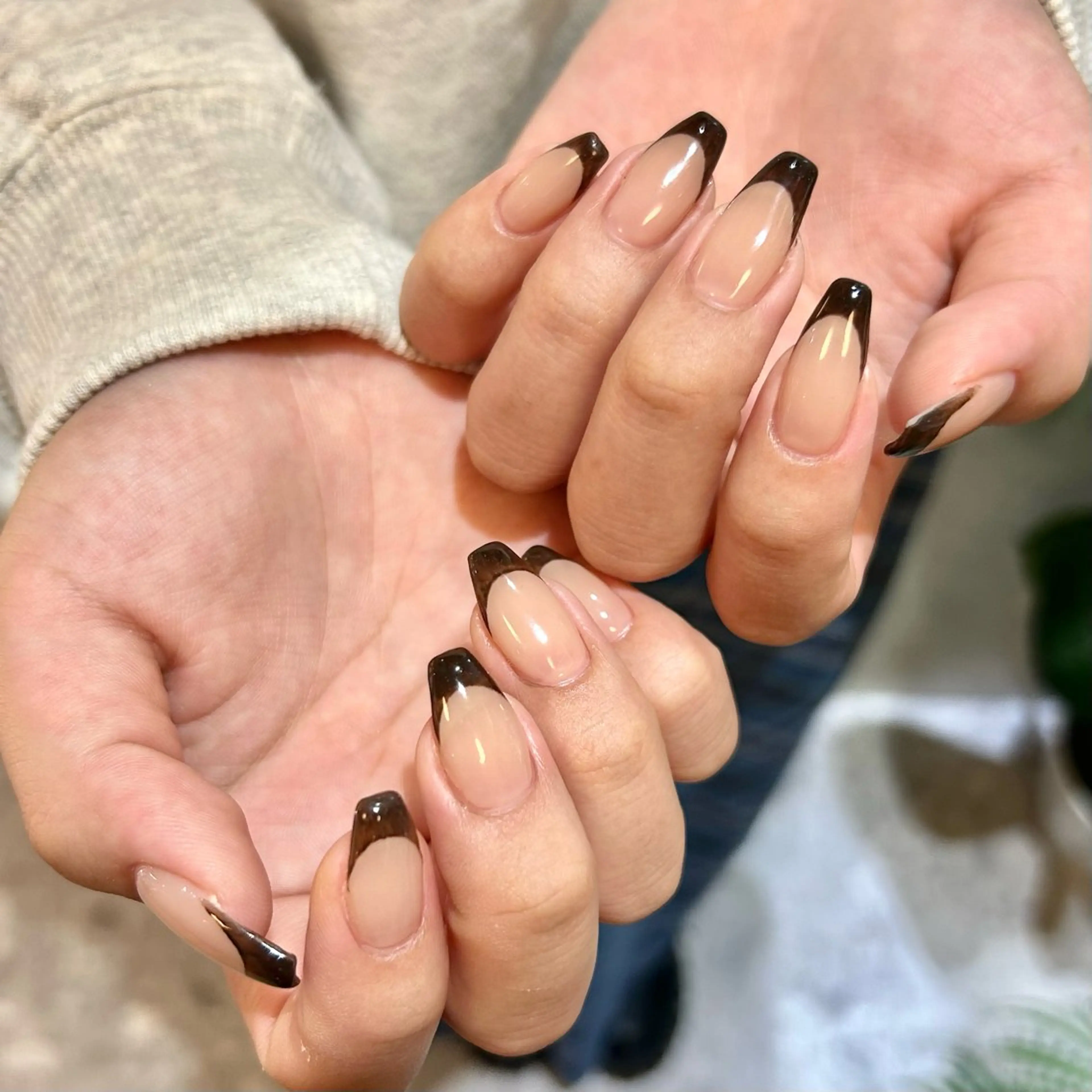 ネイル ブラウン ハンドネイル 💅🏽 SHIORI🌙のネイルデザイン