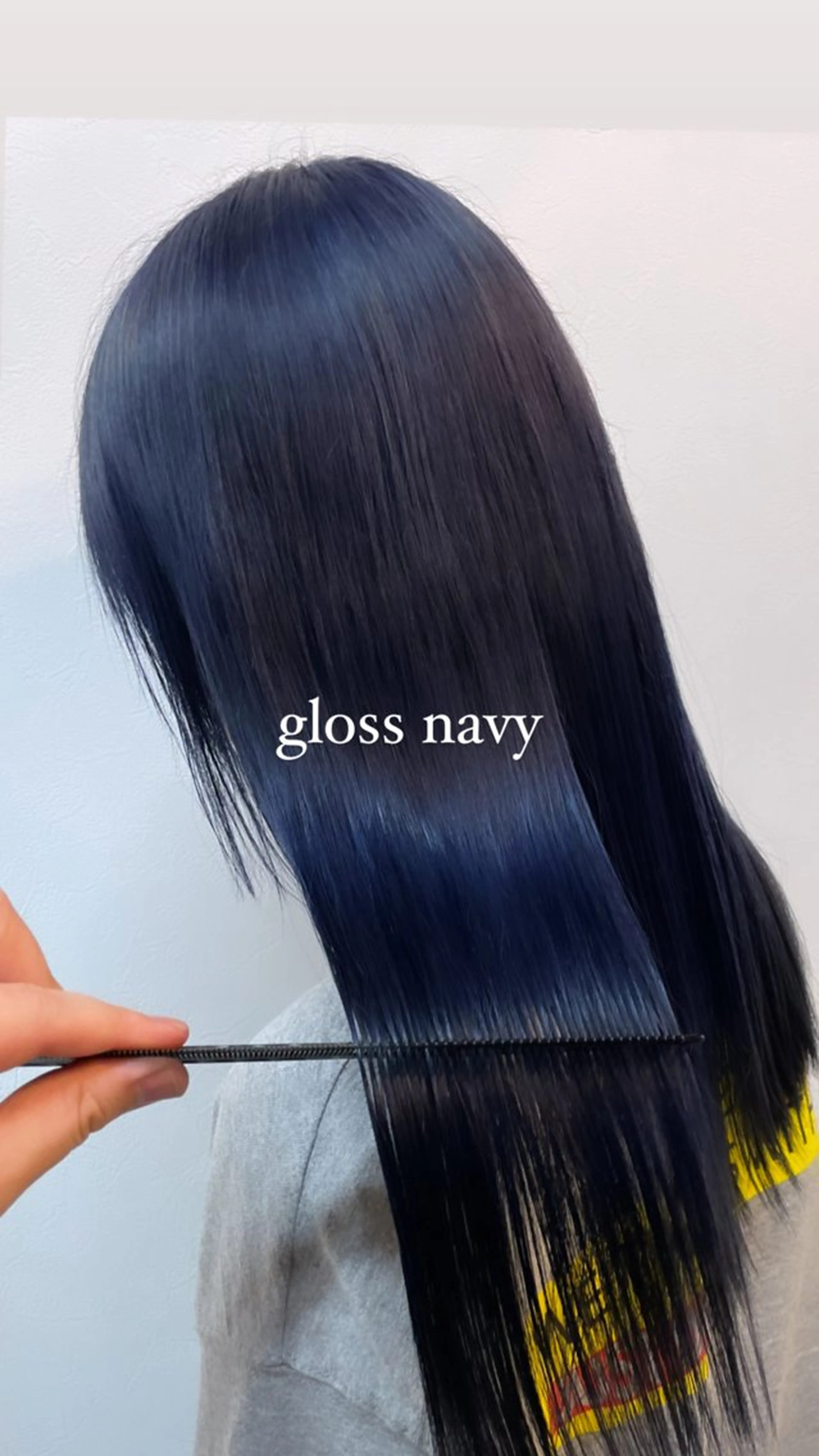 ロング カラー ブリーチ ネイビーカラー シルバー カット ヘアカラー トリートメント 💎✨️NoVal by siestaのヘアスタイル