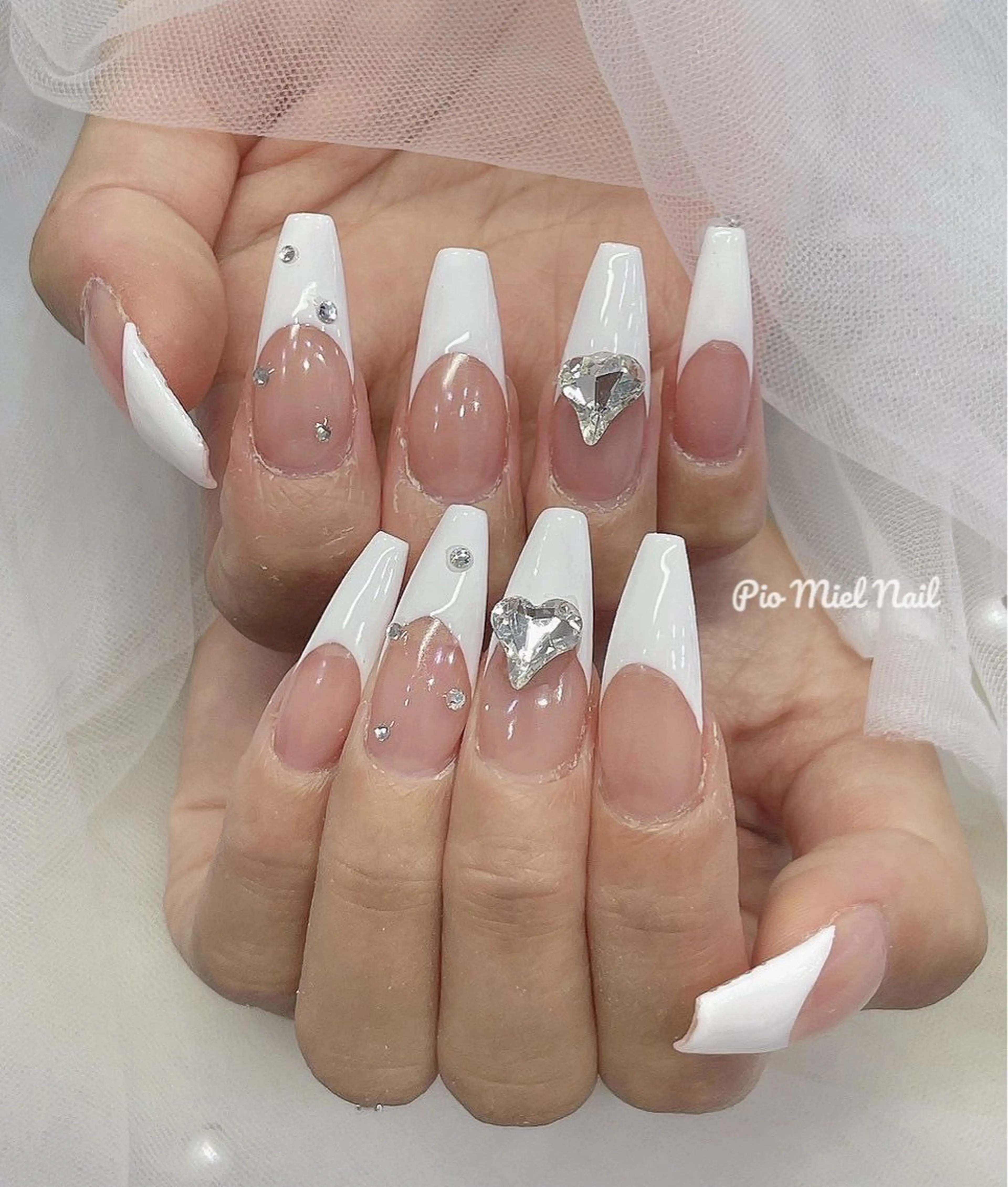 セミロング Pio Mielのネイルデザイン