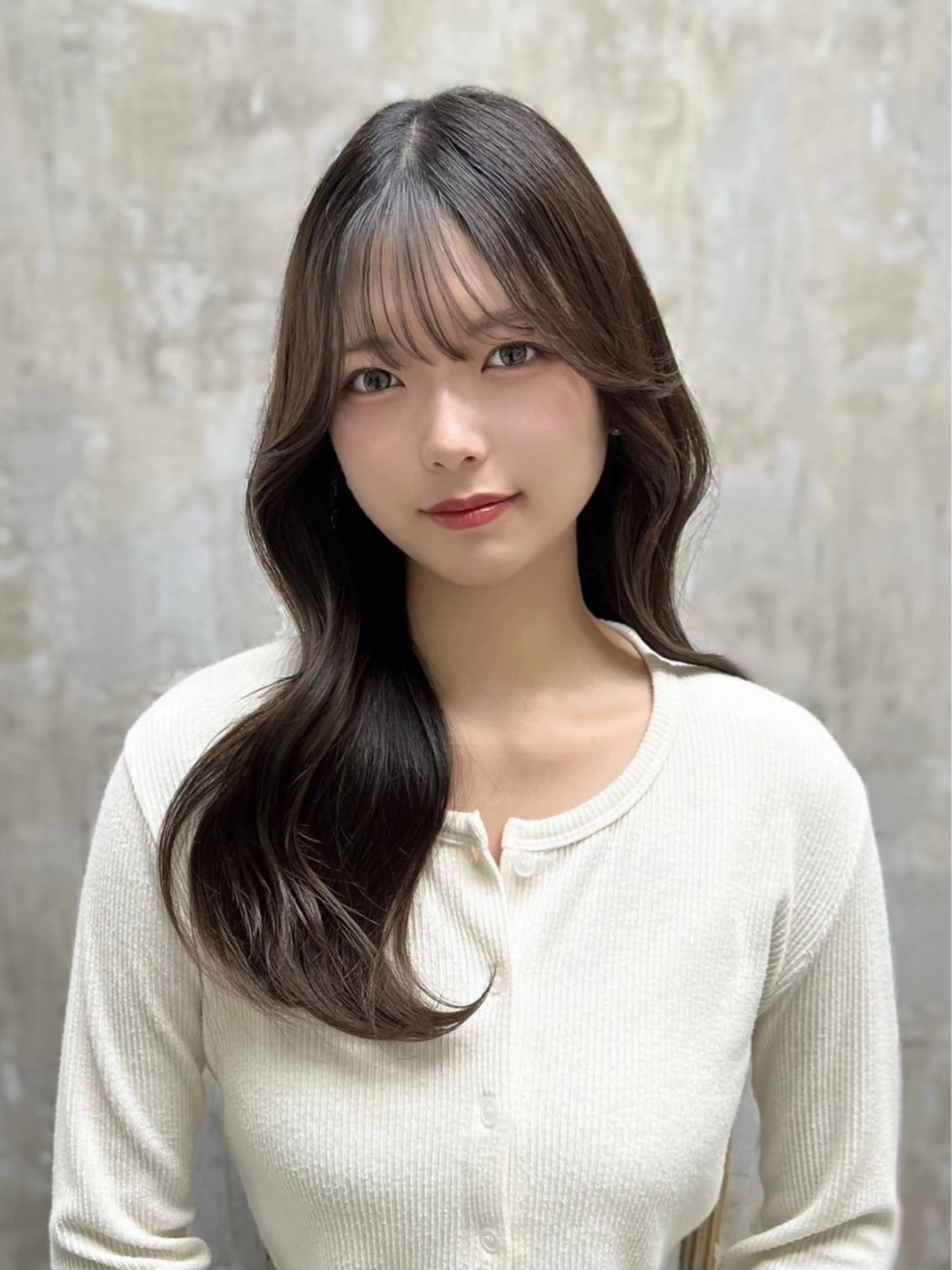 セミロング 顔周りカット カット ヘアカラー レビジュヘア 京都/桂のヘアスタイル