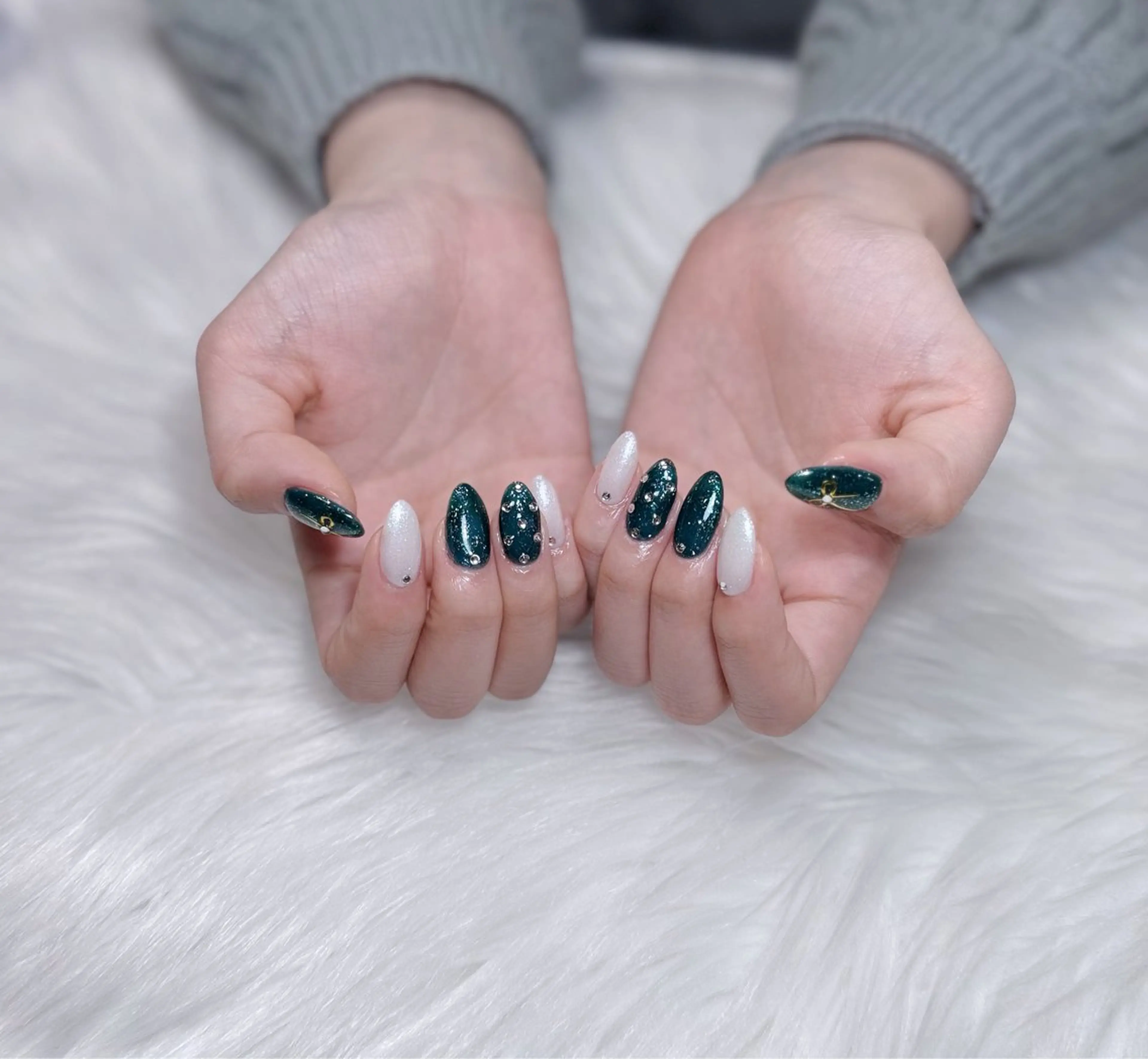 ネイル アートネイル オーロラネイル ジェルネイル 韓国ネイル ロングネイル ハンドネイル Nichi Nailsのネイルデザイン