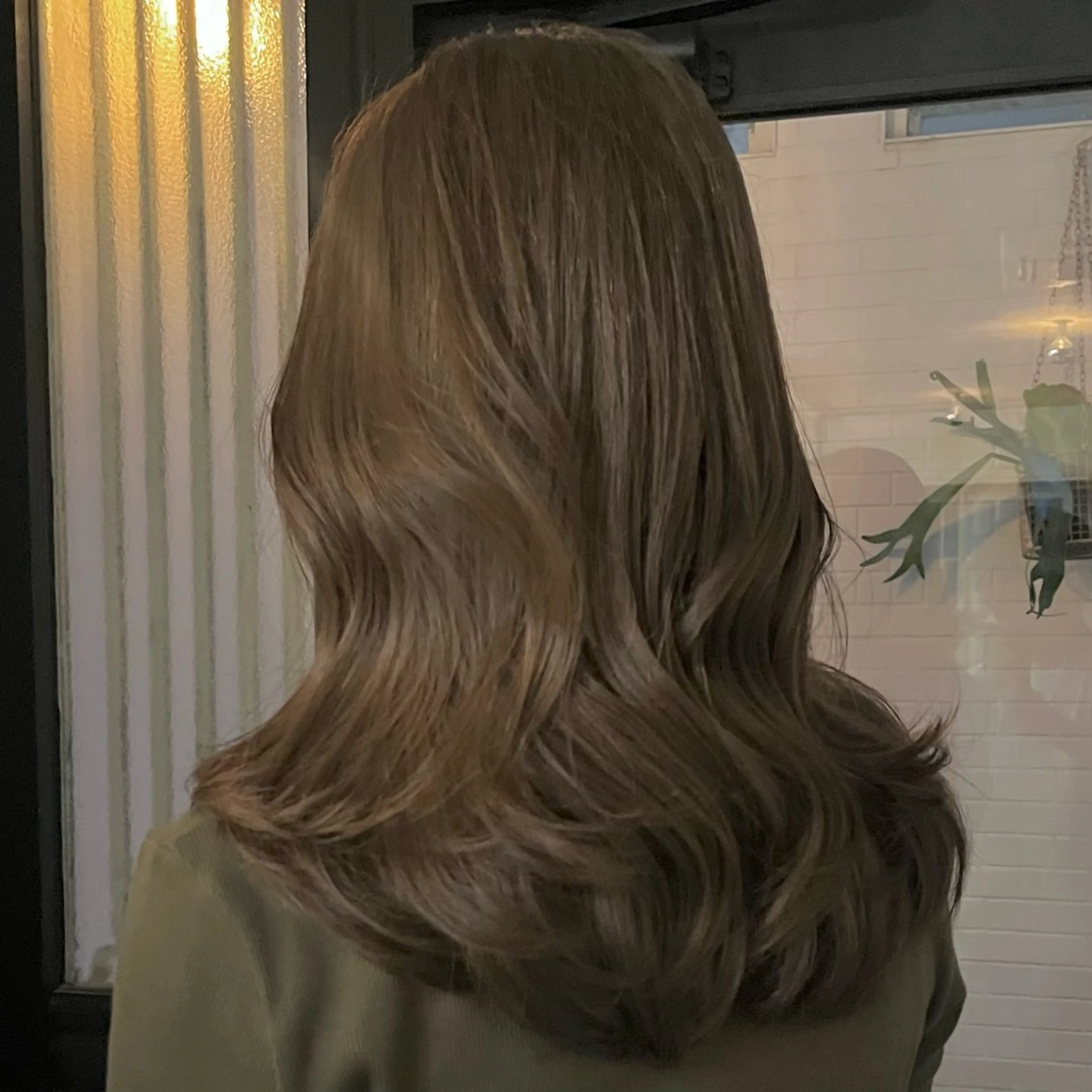 セミロング ブリーチなし/透明感 /ショート/大世のヘアスタイル