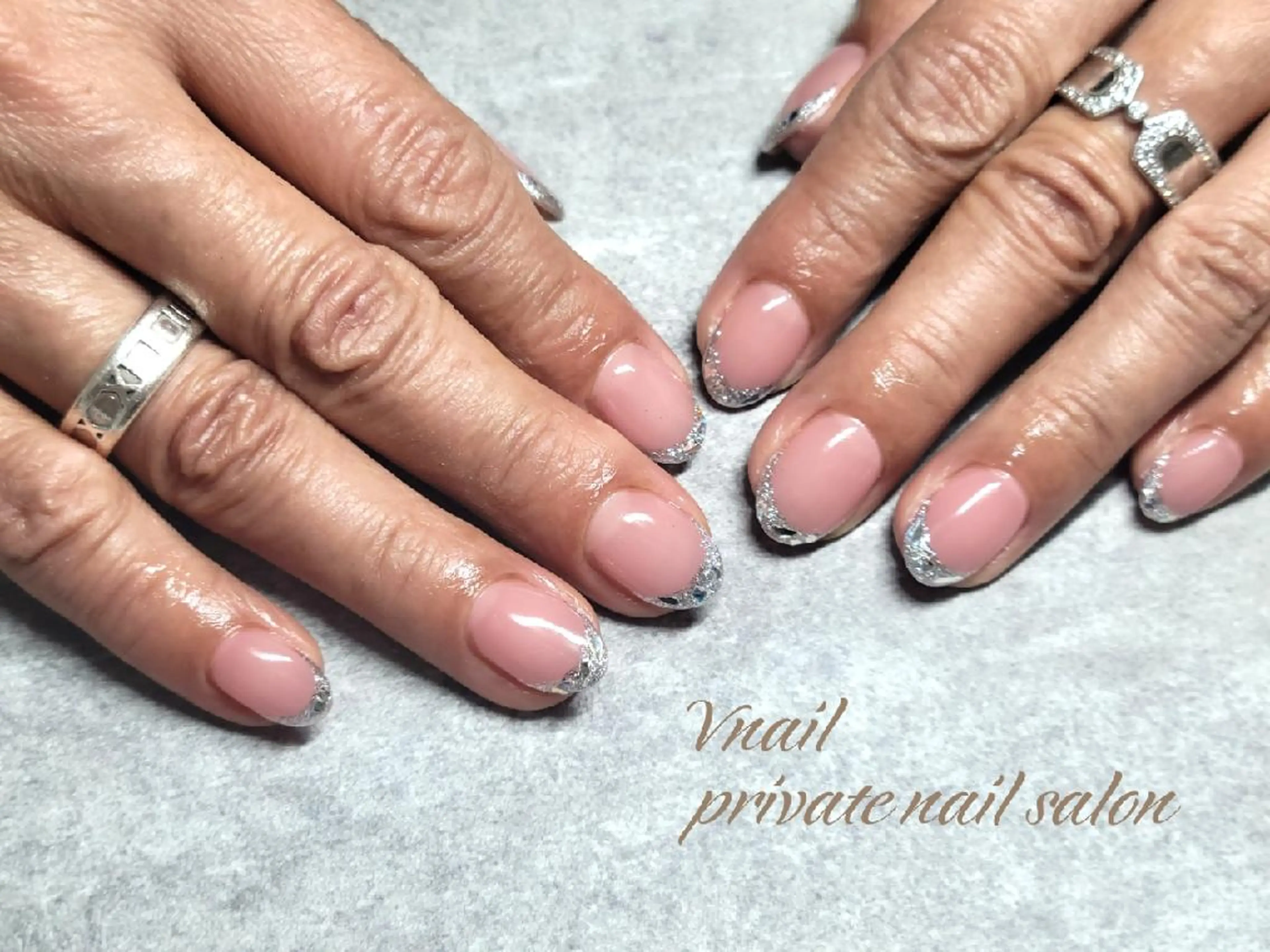 ネイル V. nailのネイルデザイン