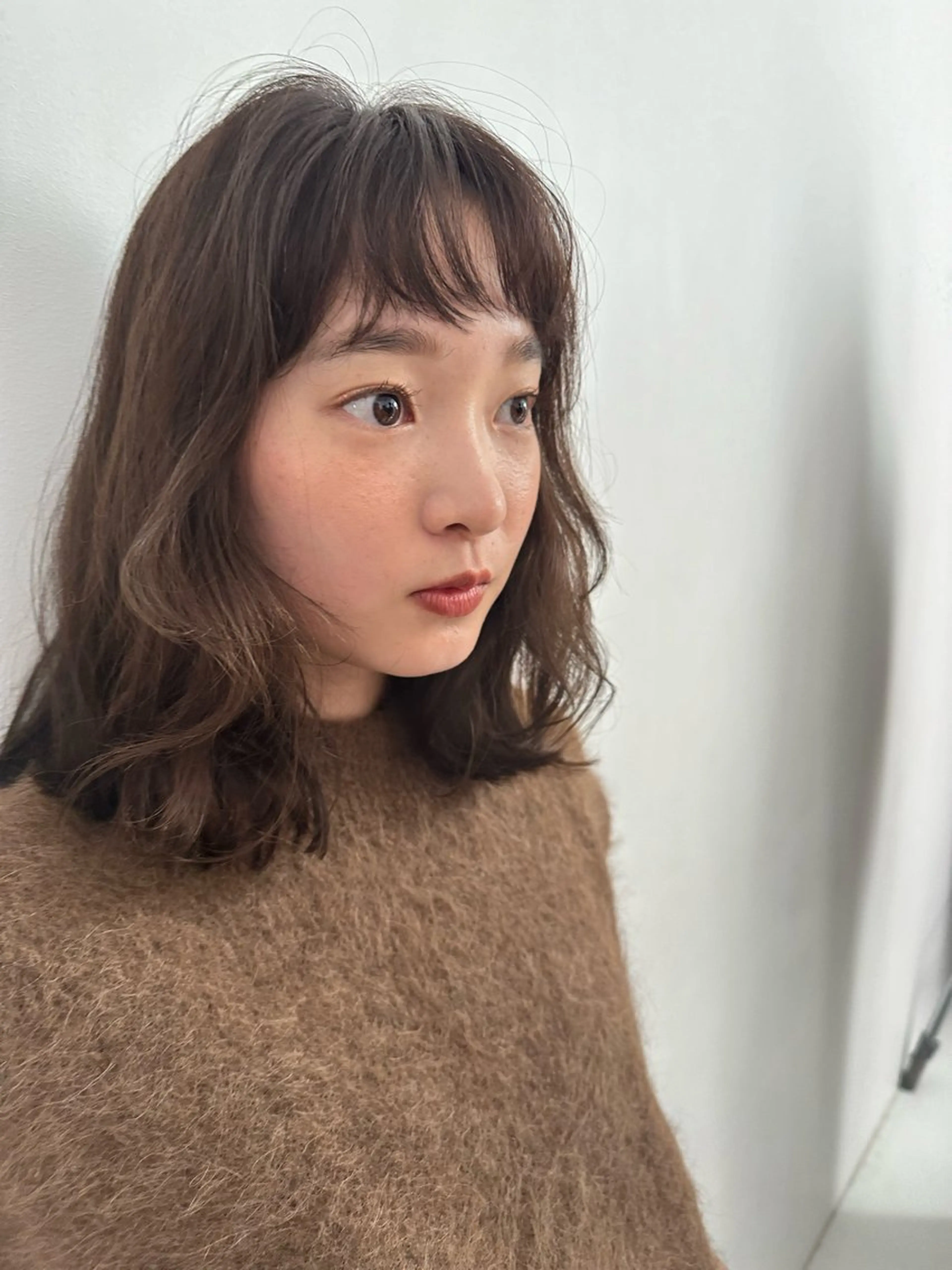 ミディアム カラー ベージュカラー ヘアカラー 安丸 結夏のヘアスタイル