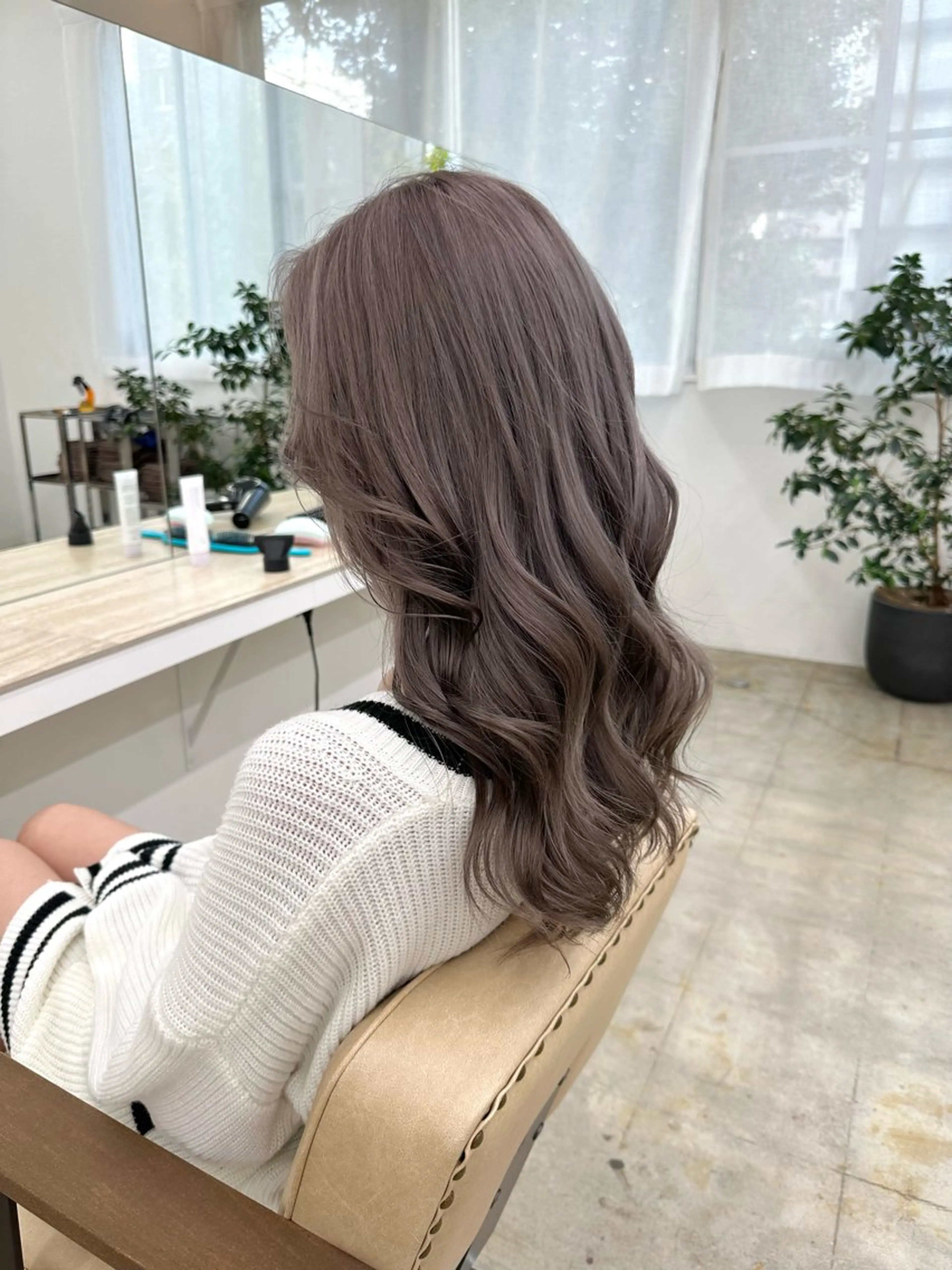 セミロング カラー ベージュカラー ブリーチ 透明感カラー ラベンダーカラー ラベンダーベージュ ヘアカラー ブリーチカラー🦋‪ 田中さくらのヘアスタイル