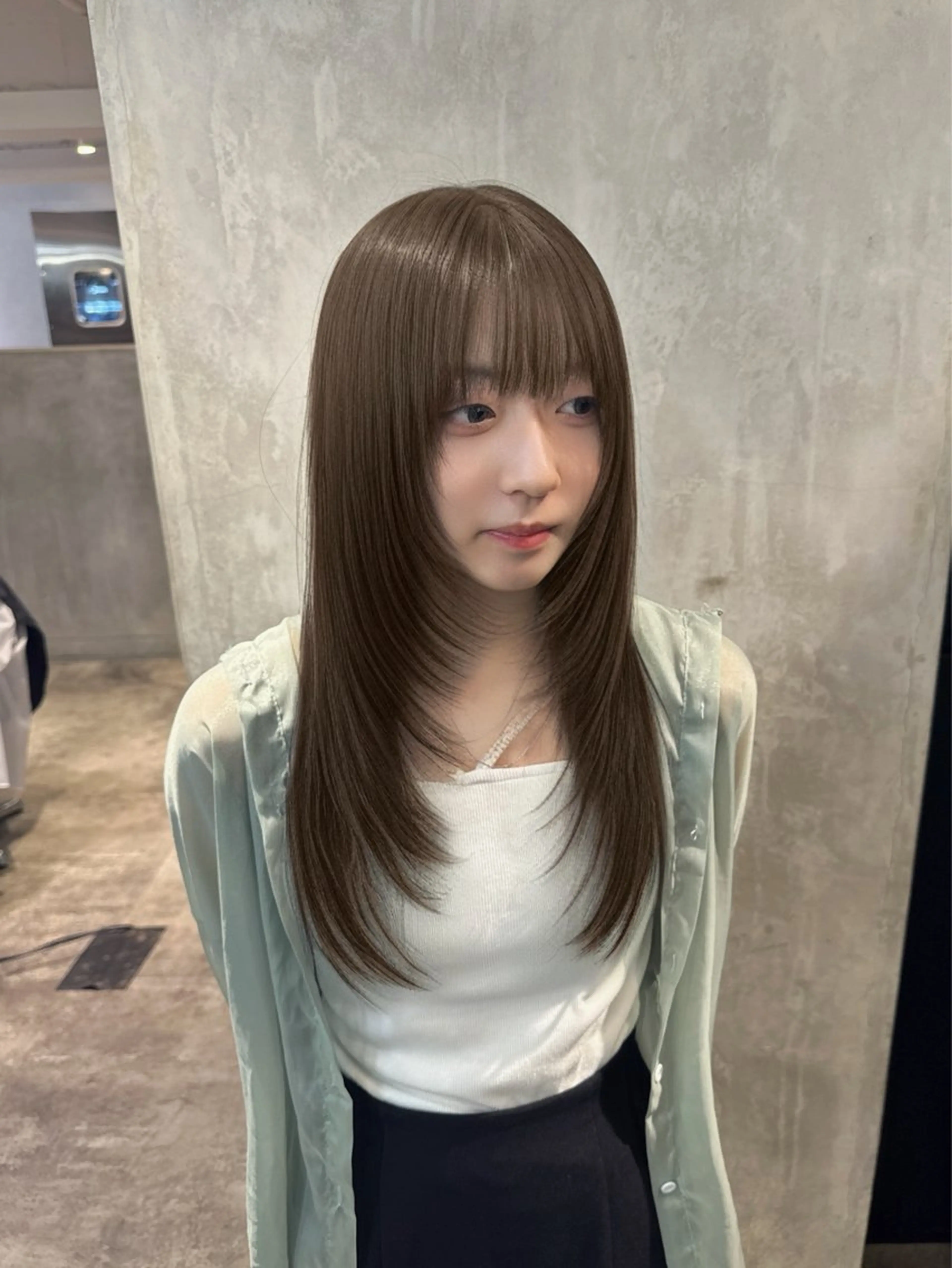 【☘️ カット＋カラー＋トリートメント☘️】レイヤー/艶カラー/透明感/ブリーチ無しカラー/オリーブの写真