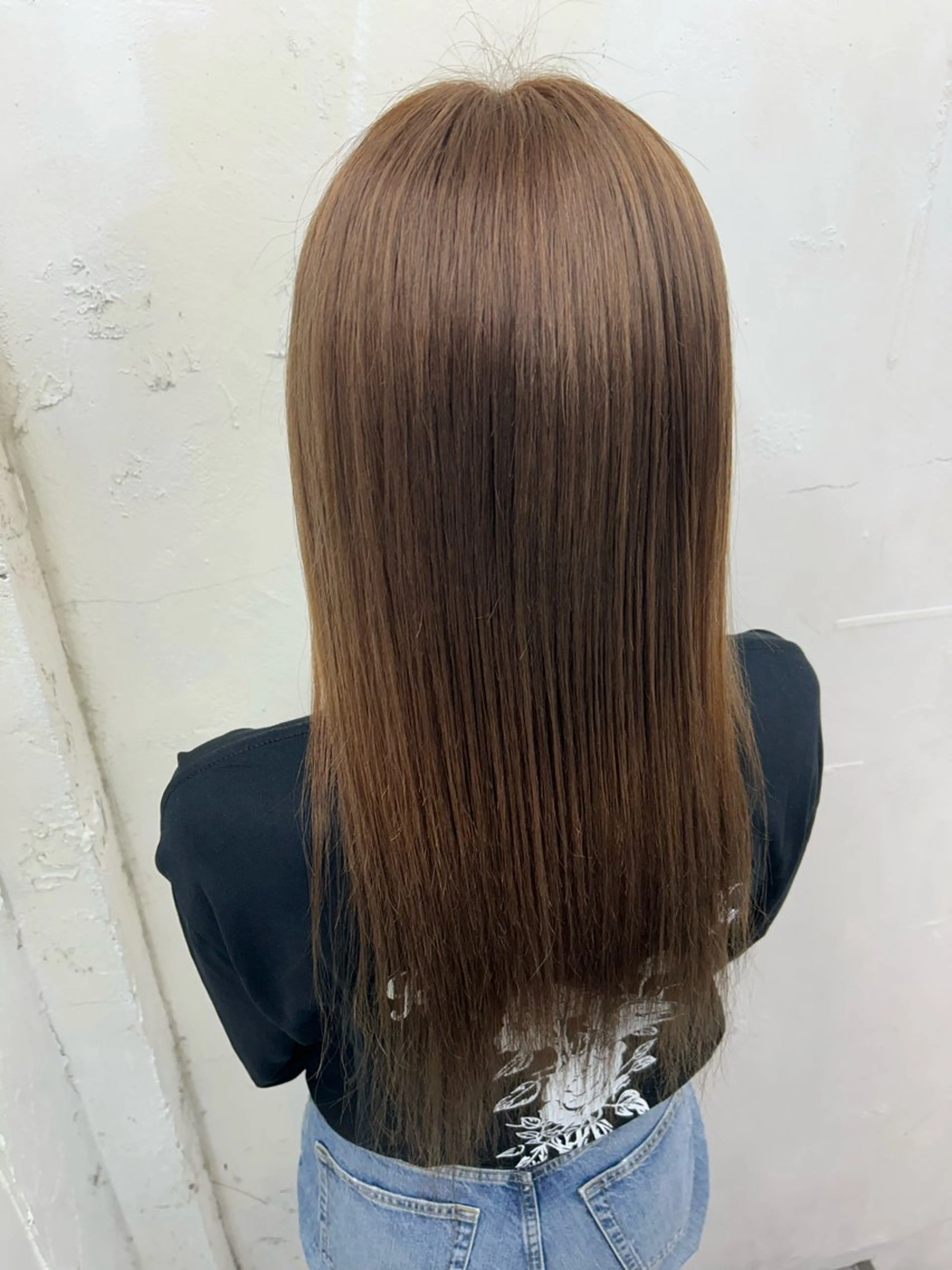 セミロング カラー ブラウンカラー ミルクティーブラウン ヘアカラー トリートメント ベルグロー アルファのヘアスタイル