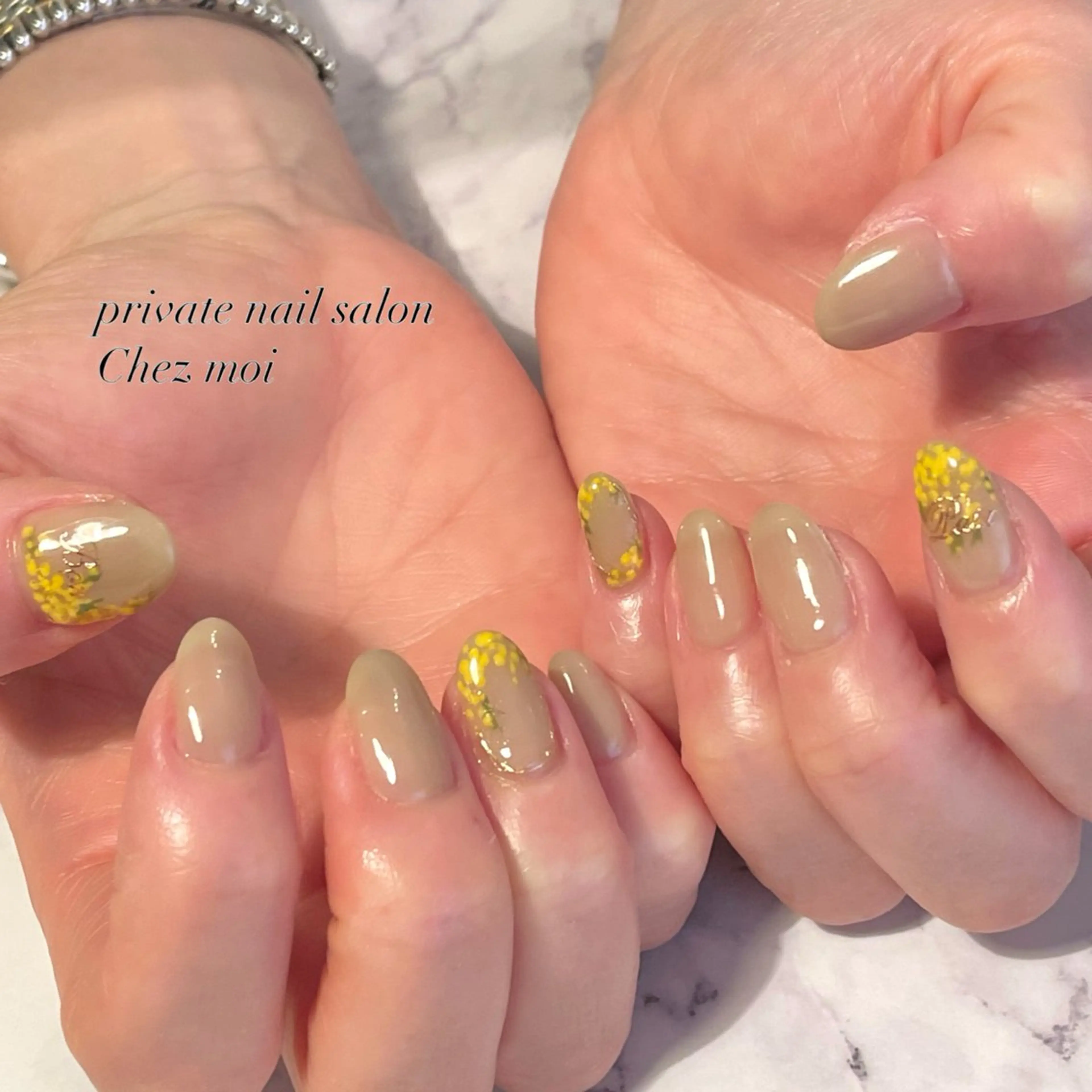 ネイル KOMINE TOMOKOのネイルデザイン