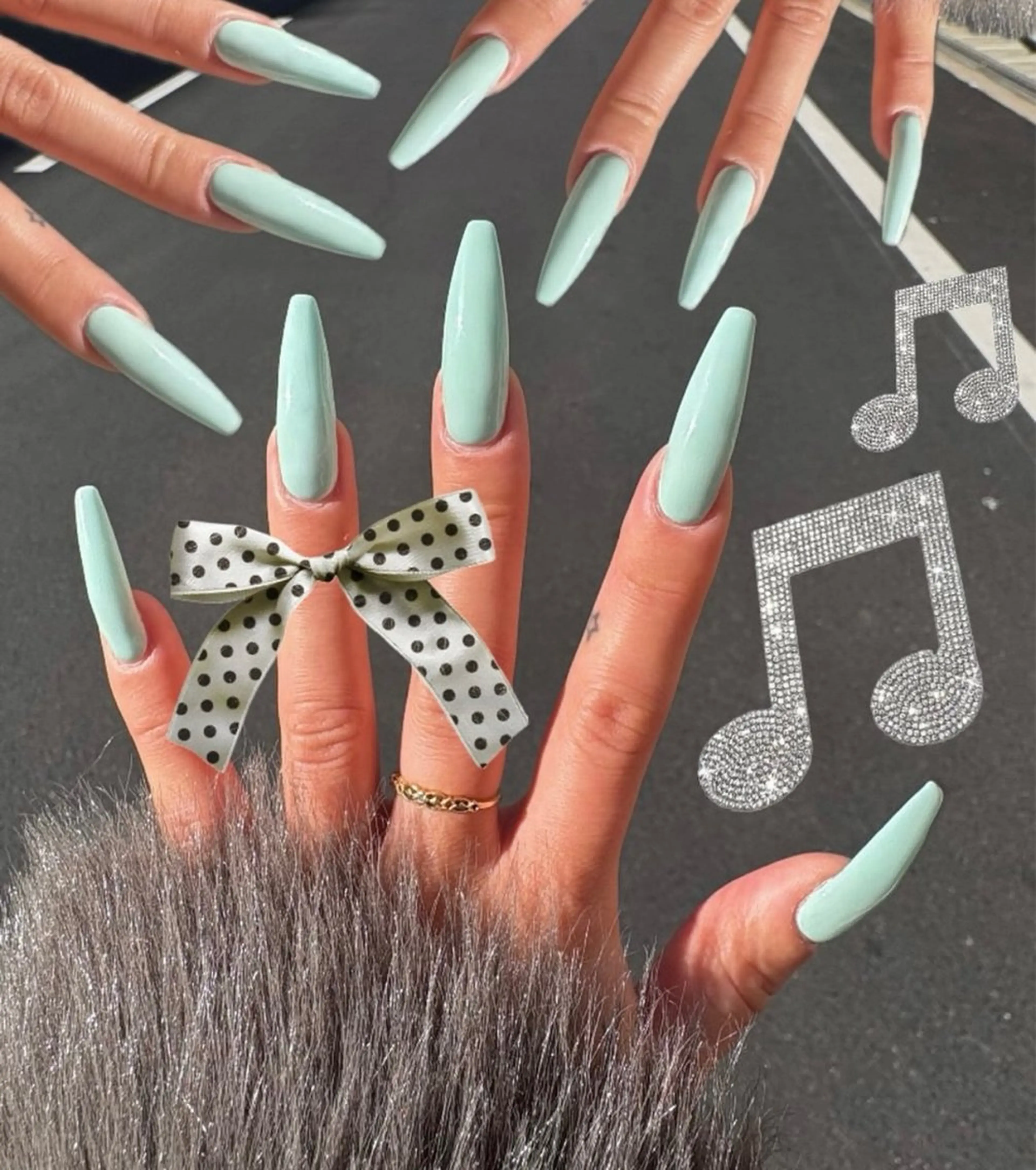 ネイル アートネイル ストーンネイル ネイルチップ ハンドネイル NiJi Nailsのネイルデザイン