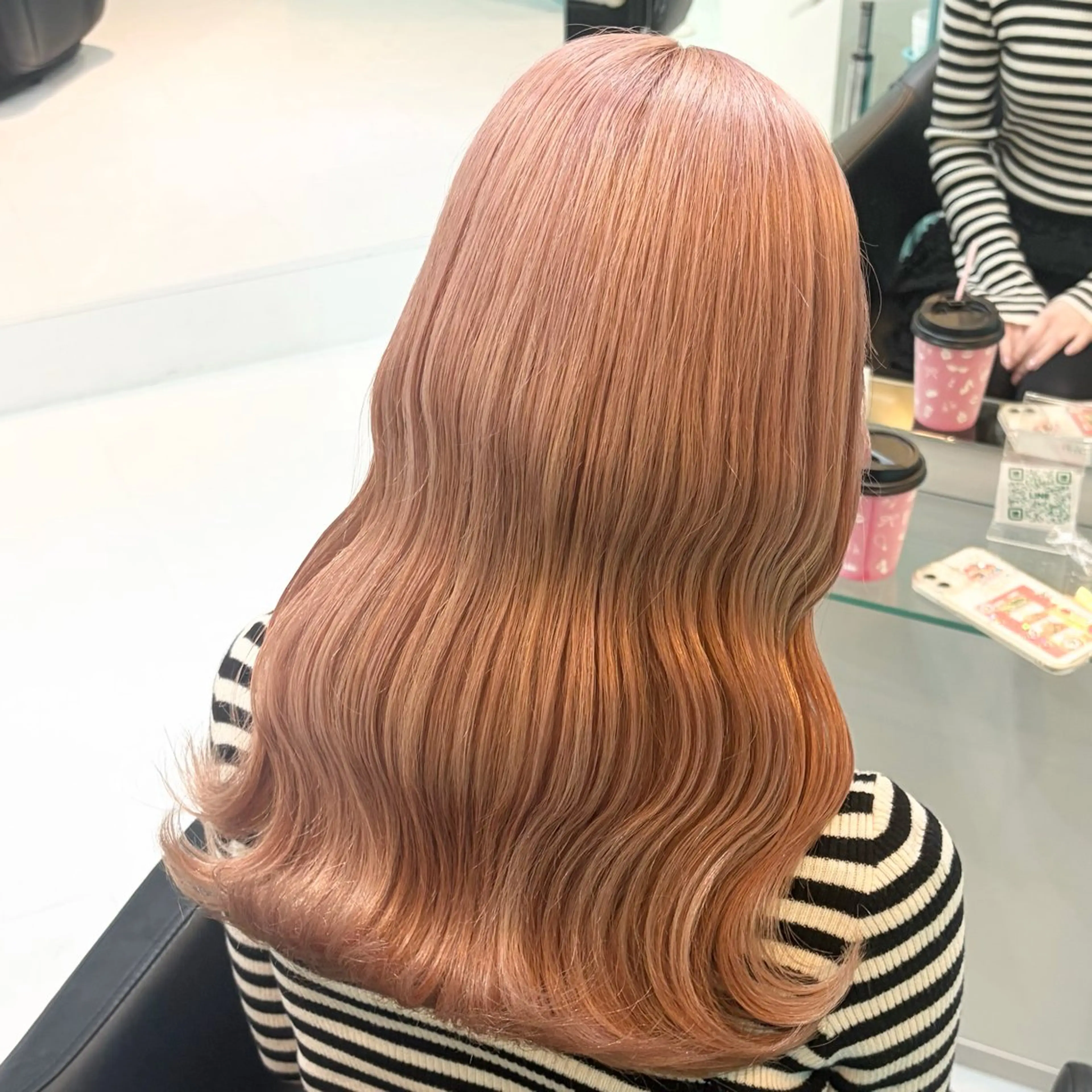 セミロング カラー ピンクカラー ホワイトピンク ヘアセット デザインカラー/ ボブ/Natsukiのヘアスタイル