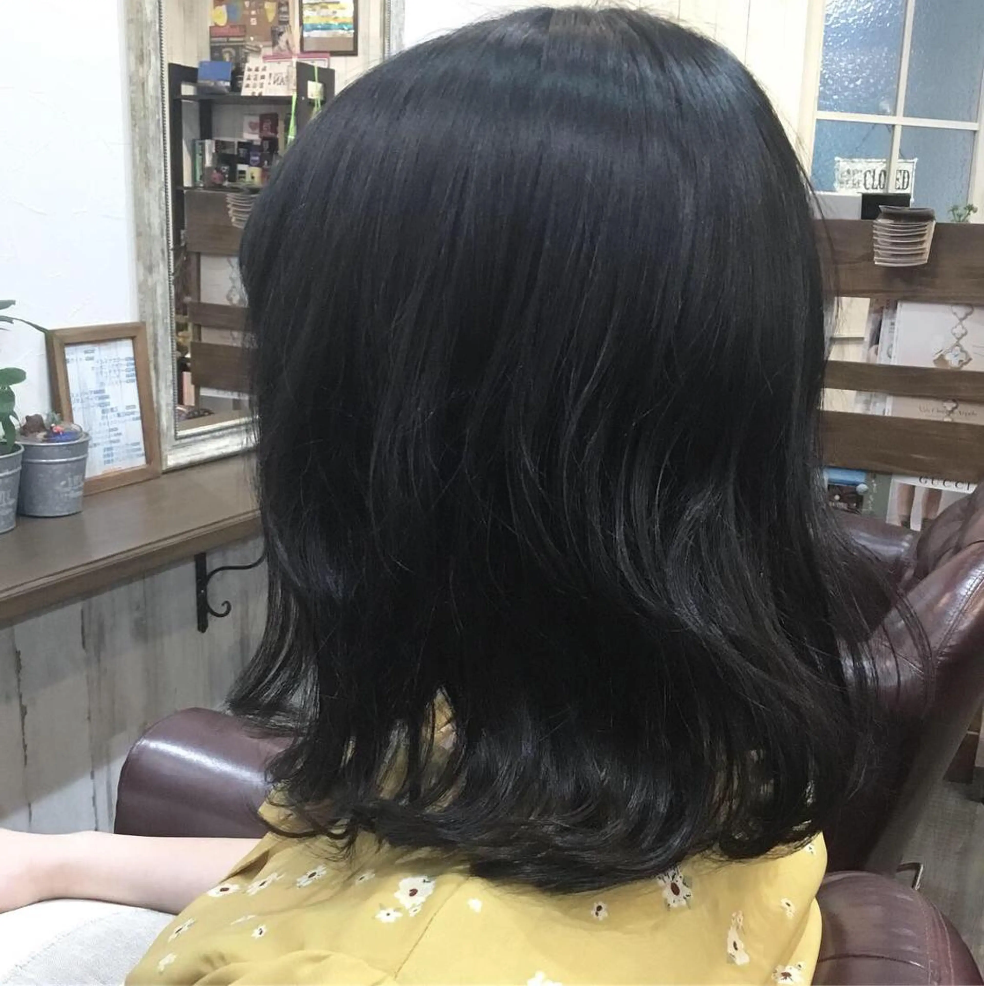 ミディアム カラー パーマ 金崎 新吾のヘアスタイル