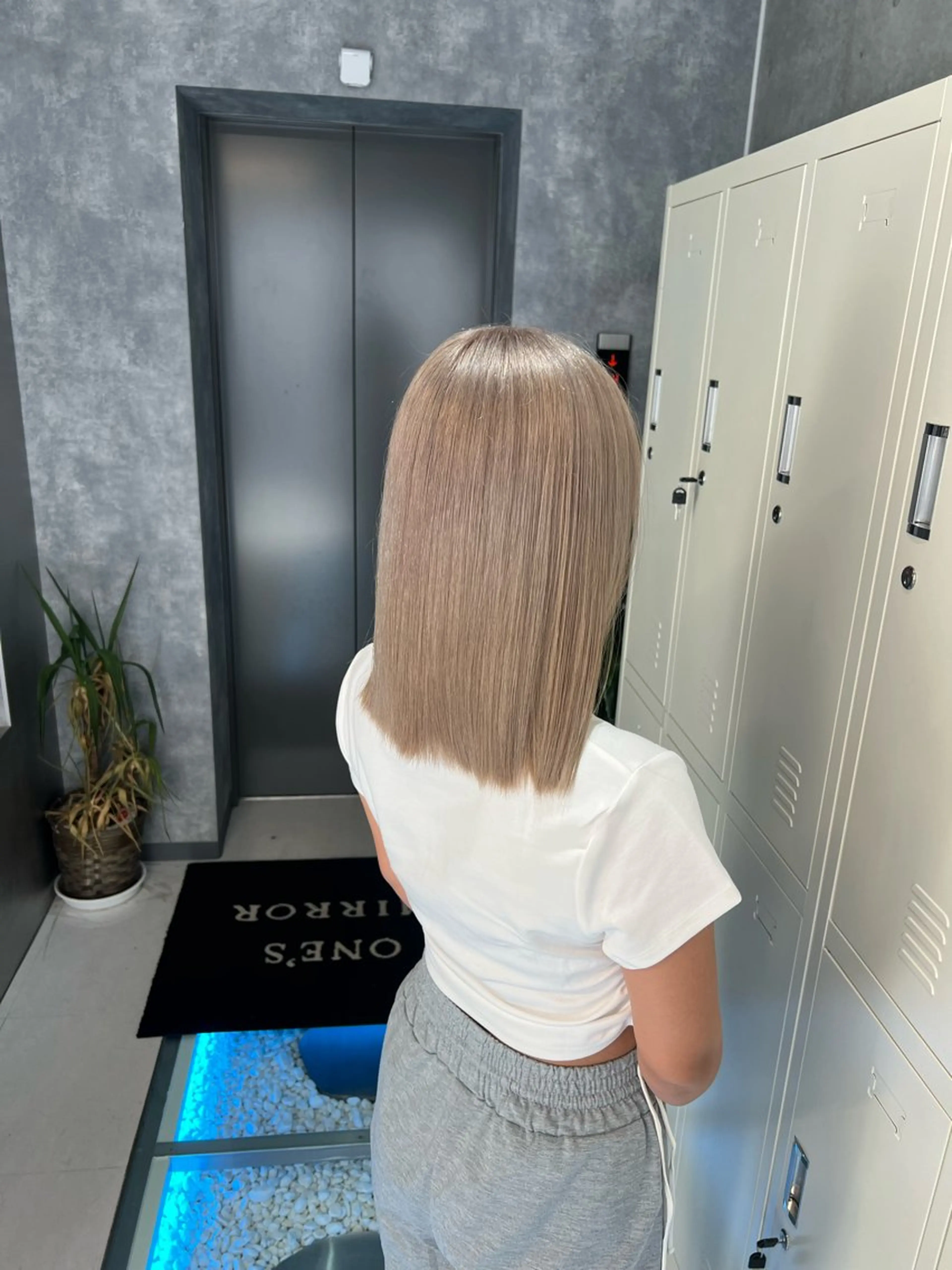 セミロング カラー ヘアカラー トリートメント ヘアセット 👑垢抜け韓国ヘア ハッシュカット唯澄のヘアスタイル