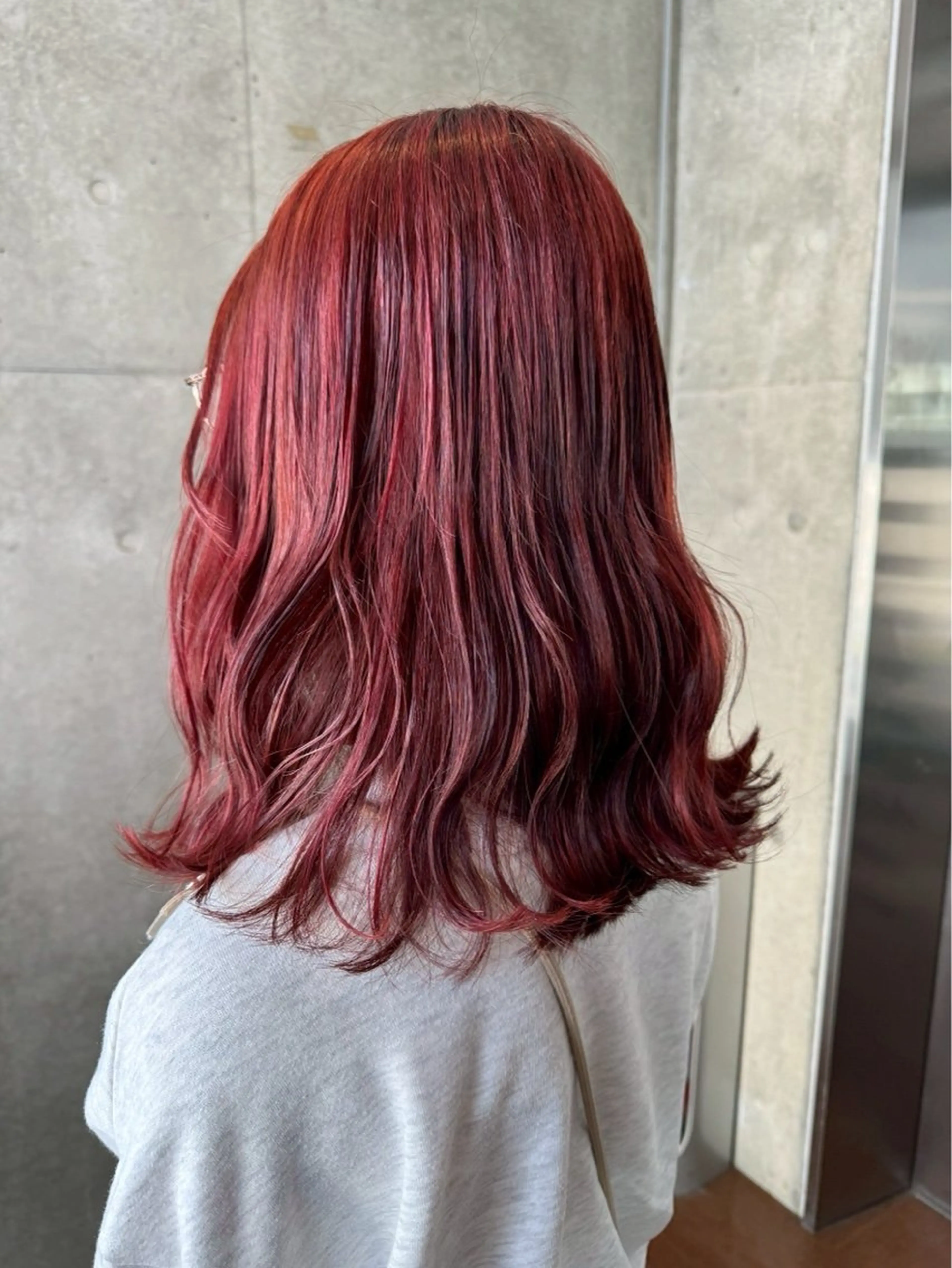 カラー 🍎ブリーチカラー 🍎KUREA🍎のヘアスタイル