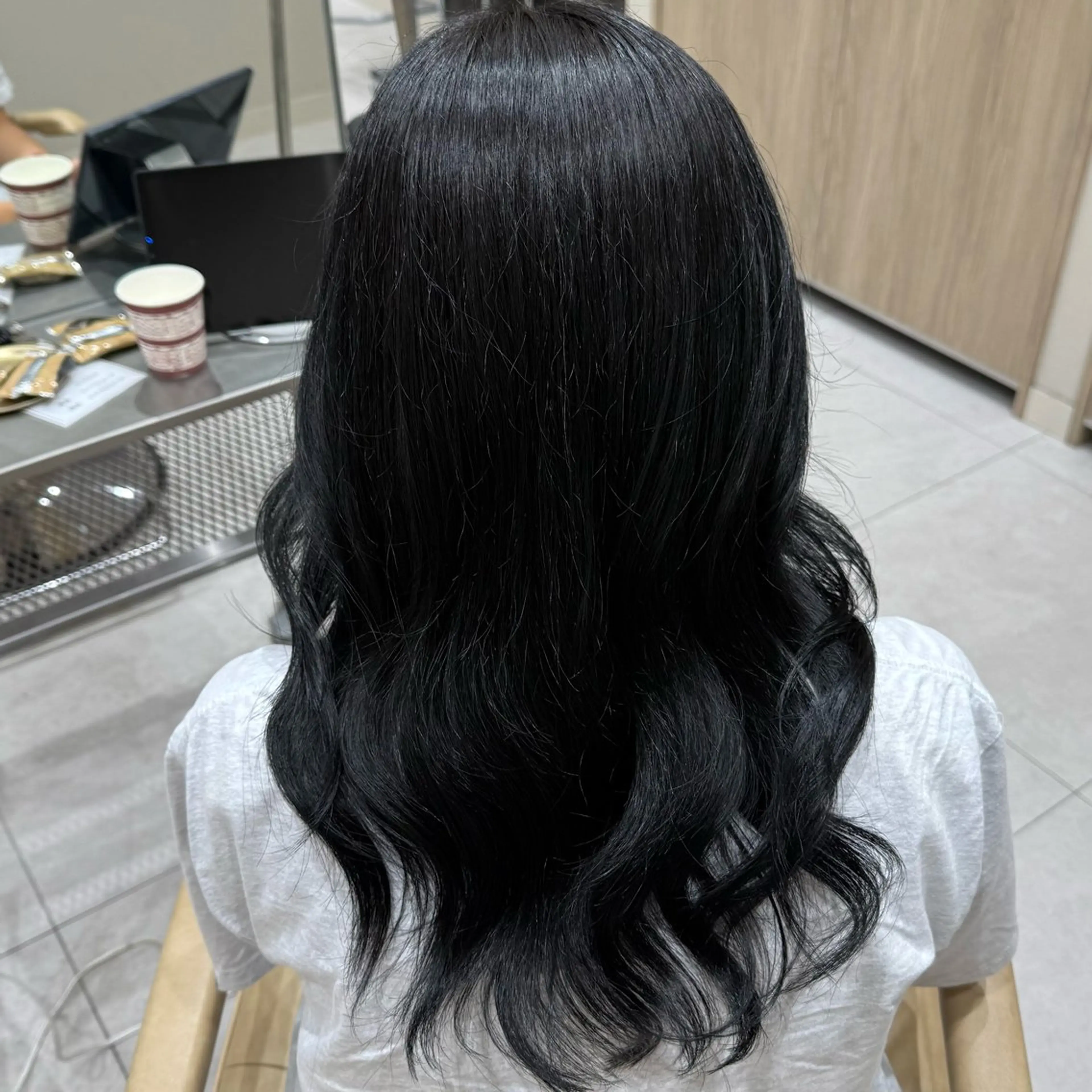ロング カット ヘアカラー 韓国レイヤー｜ 透明感カラー｜ココナのヘアスタイル