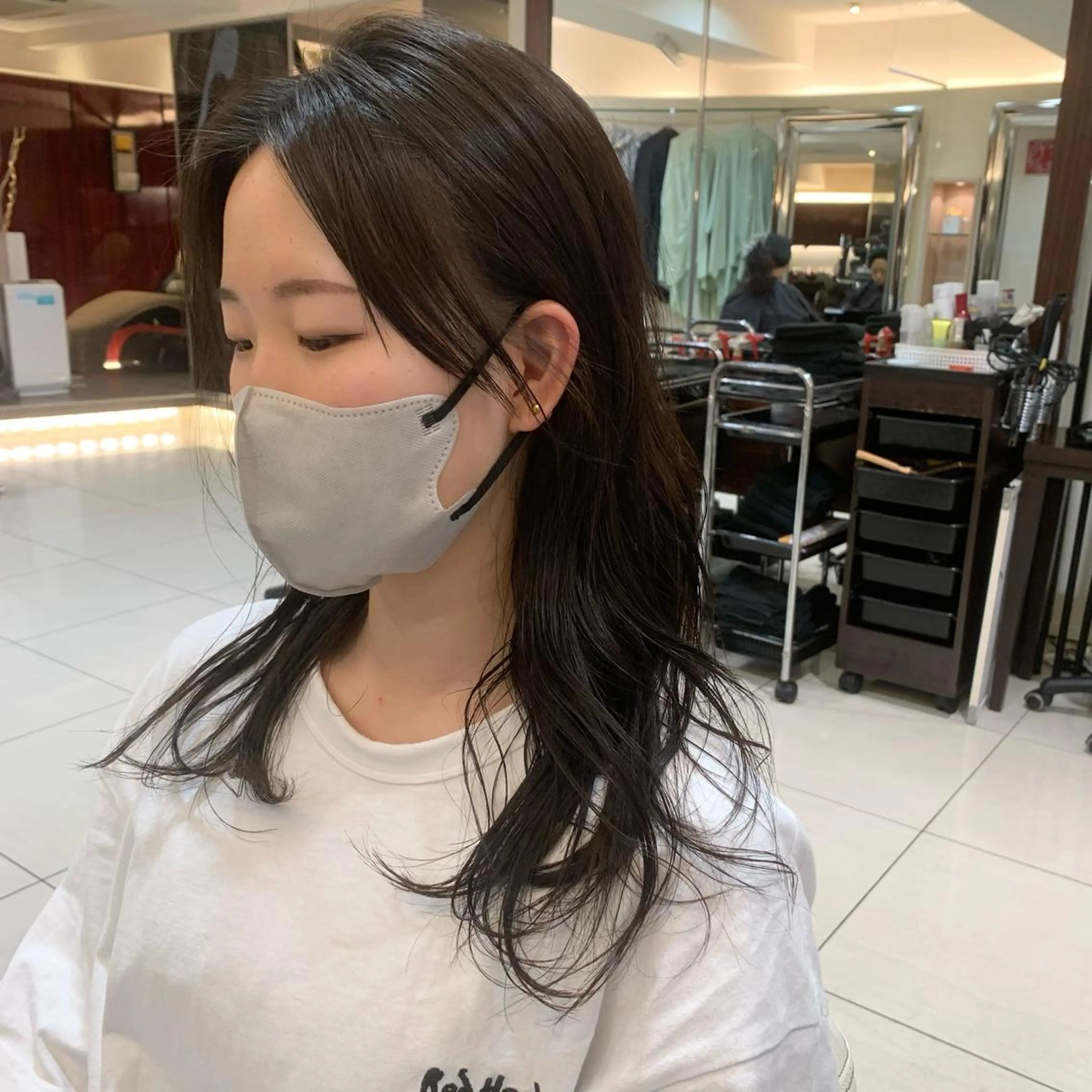 セミロング 顔周りカット レイヤーカット 透明感カラー/ くびれヘア/館岡俊平のヘアスタイル