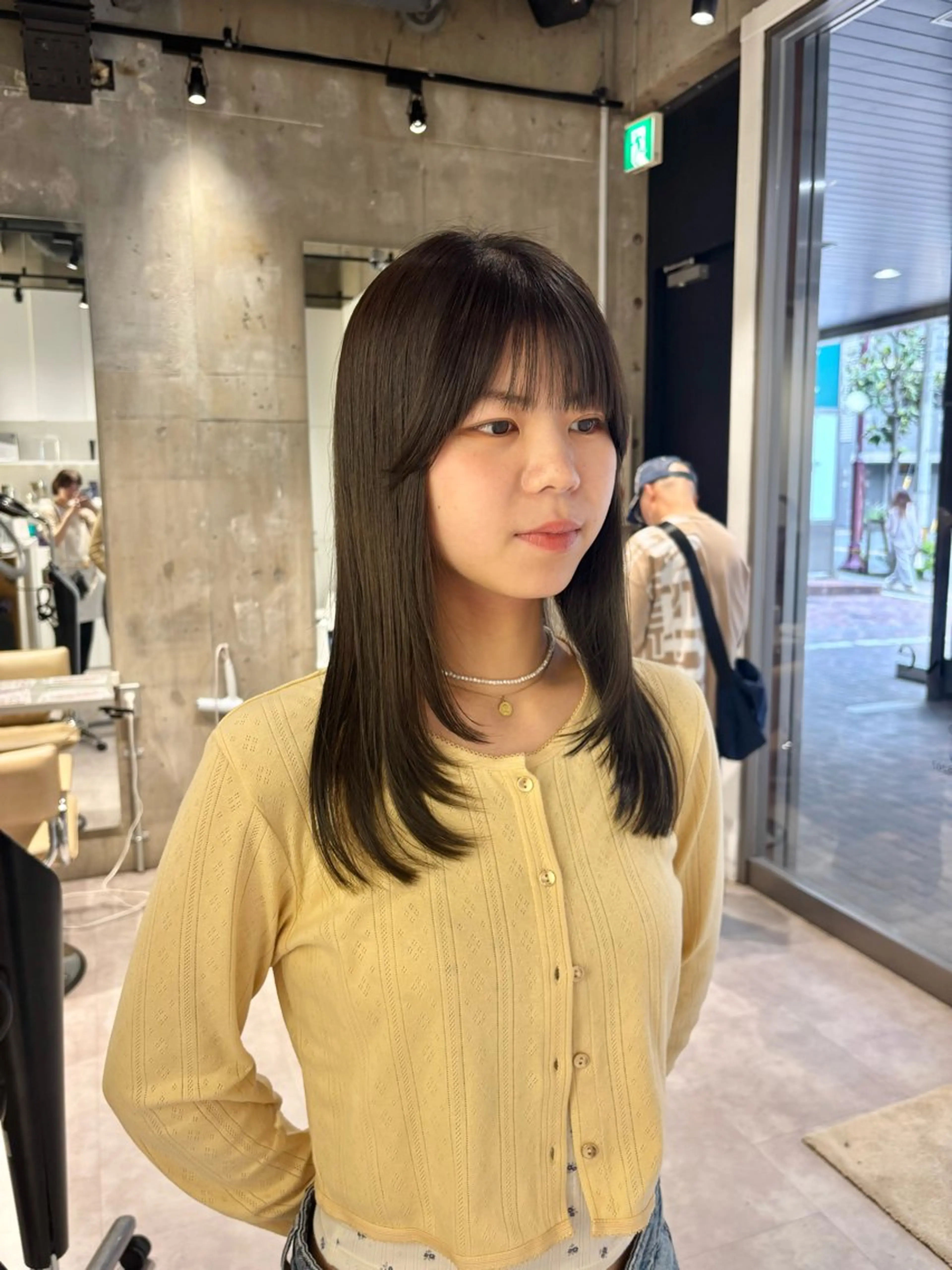 ロング カラー ブラウンカラー オリーブブラウン カット ヘアカラー mina🪐立川駅/ 無料ショートカットのヘアスタイル