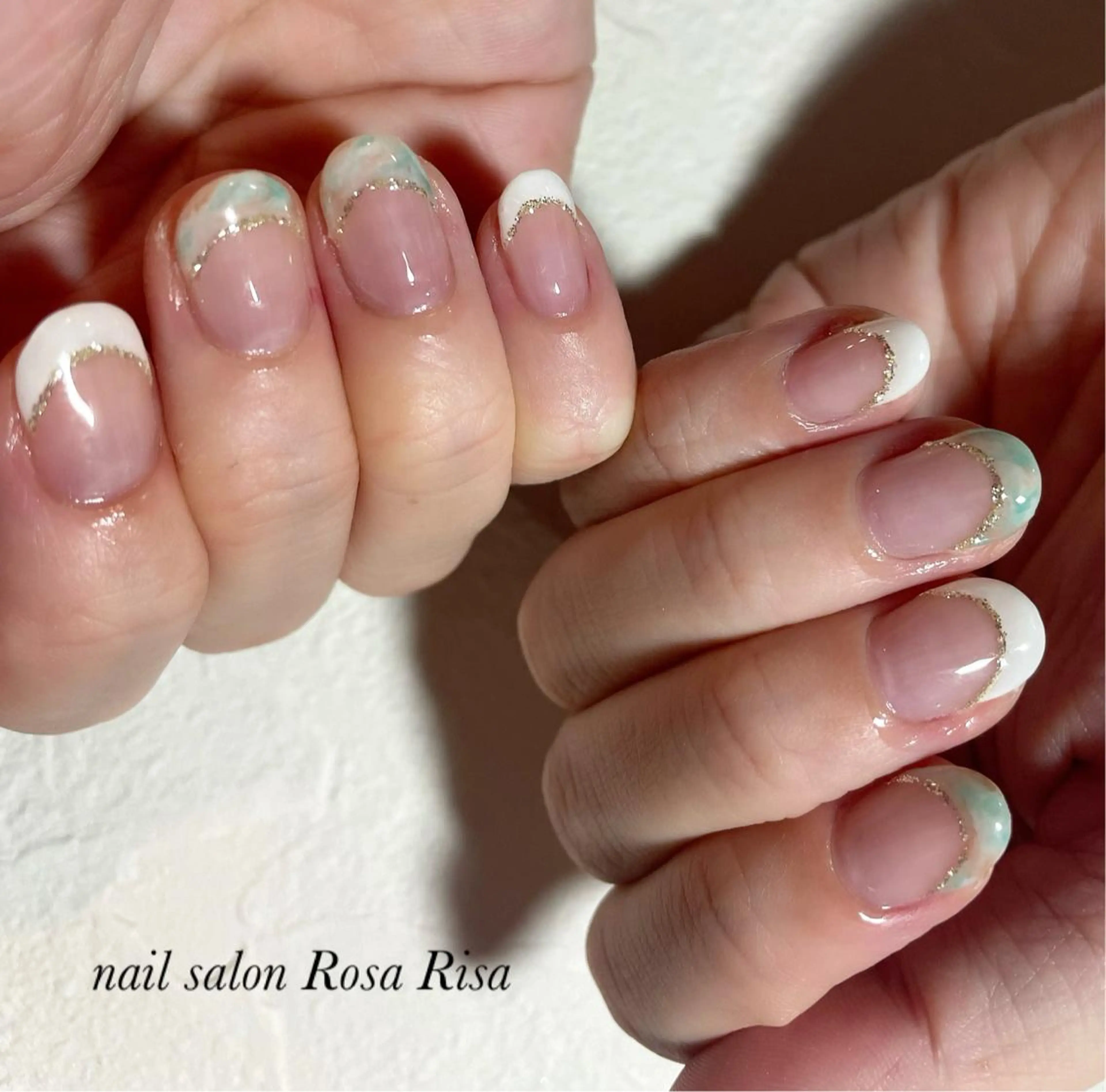 ショート ネイル フレンチネイル 大理石ネイル(マーブル) ネイルスタジオ シェイクユアハンズのネイルデザイン