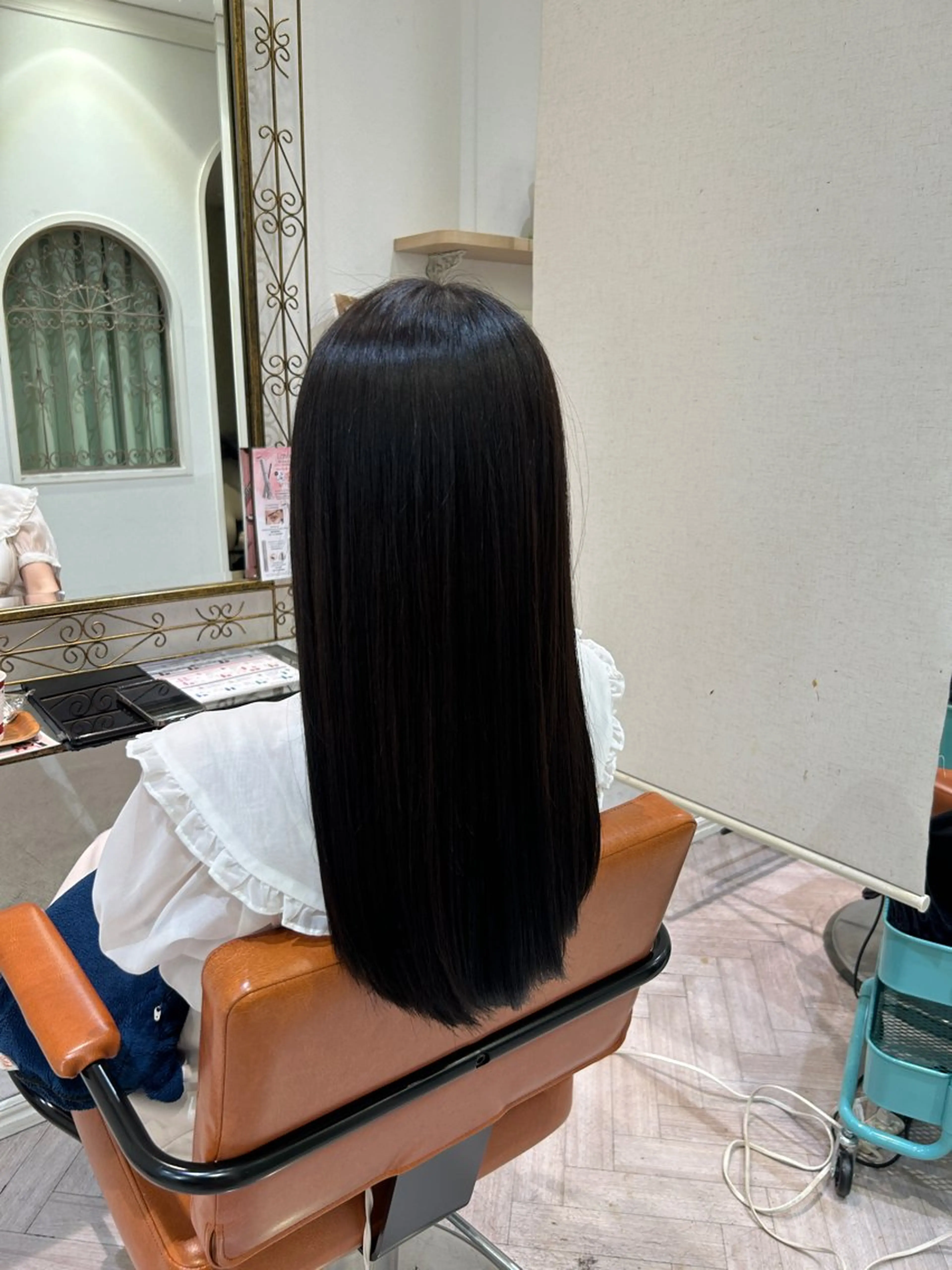 ロング 女性のための美容師/ 下北沢/ヨシダモモカのヘアスタイル