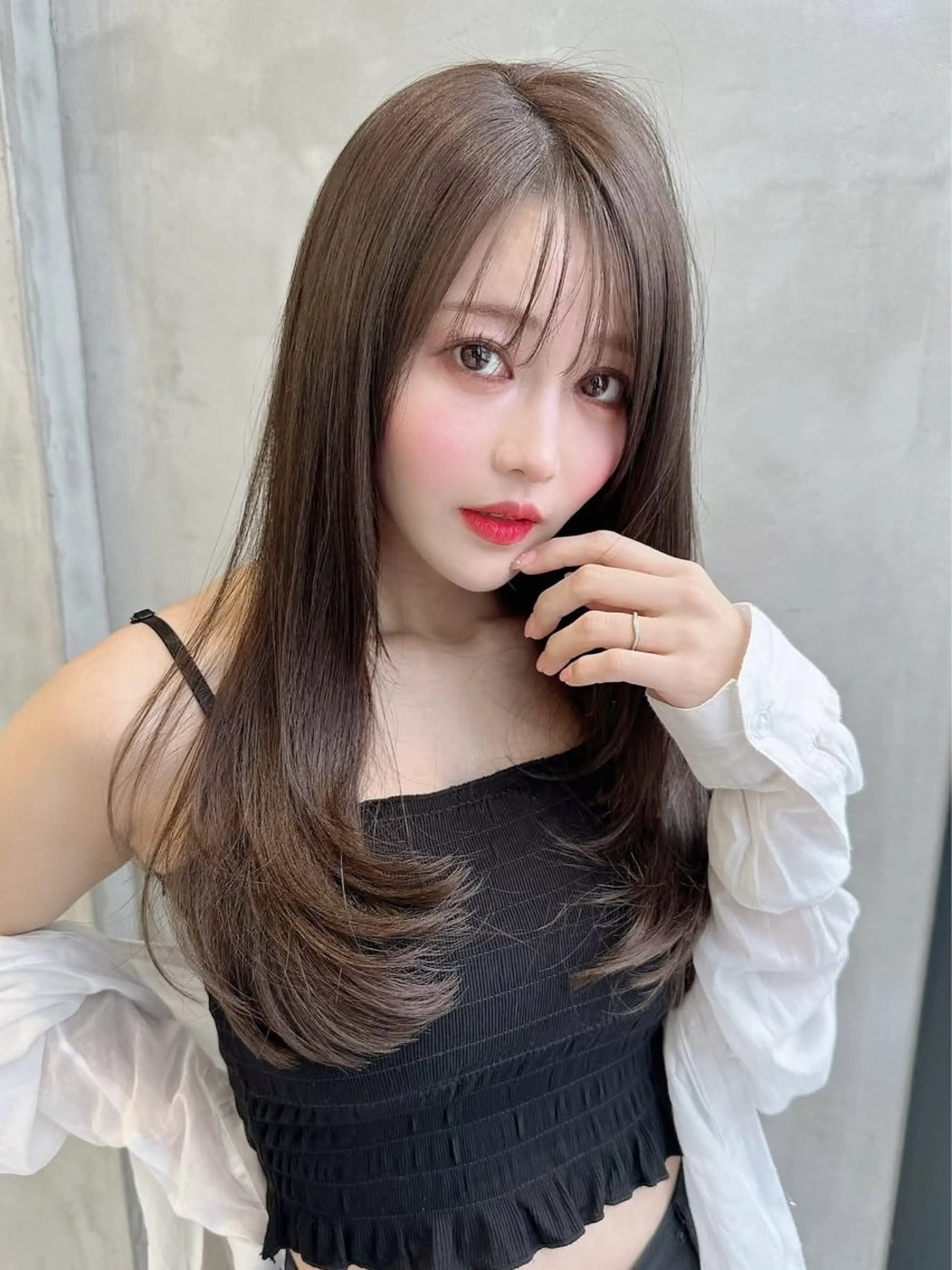 ロング Kanami/韓国風 /艶カラーのヘアスタイル