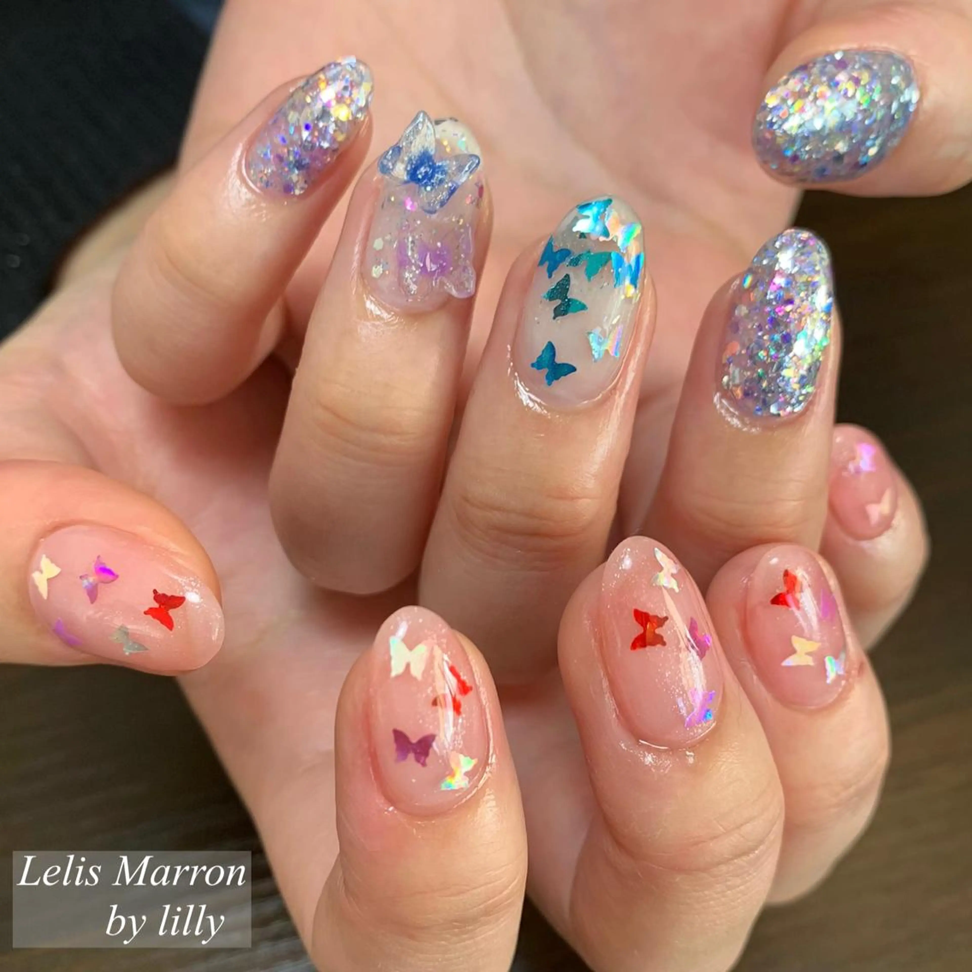 ネイル Lelis Marron所属・岸 侑李のネイルデザイン
