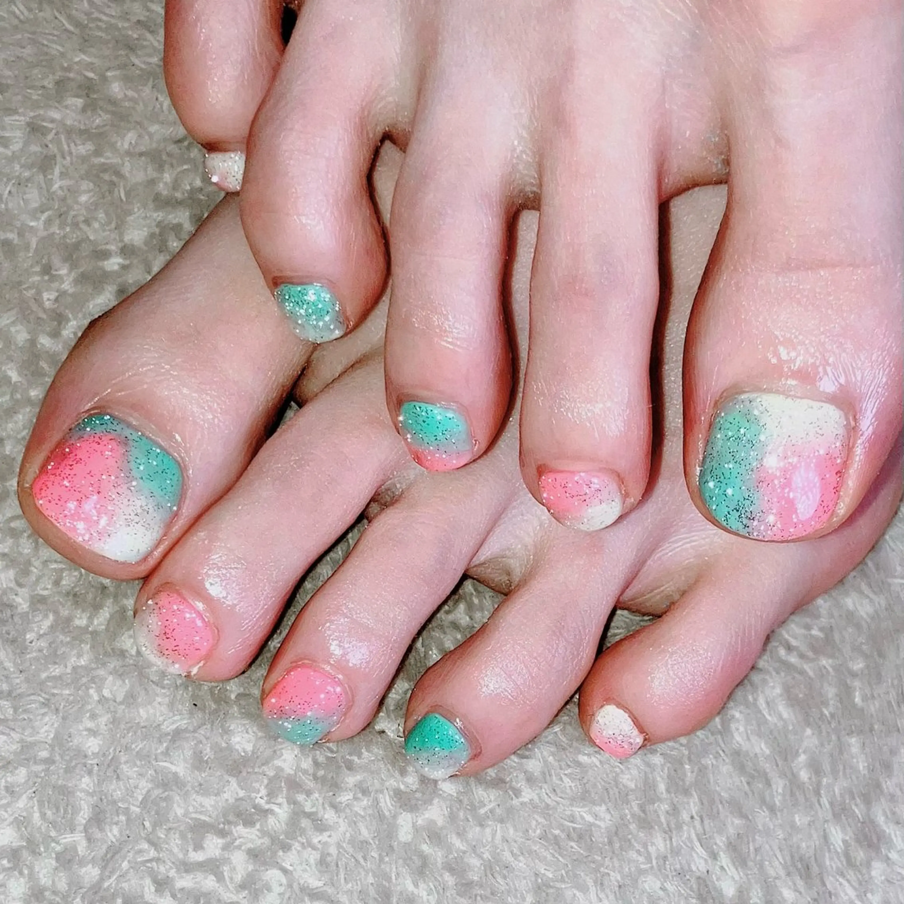 ネイル フットネイル shino🌟 痛ネイルのネイルデザイン