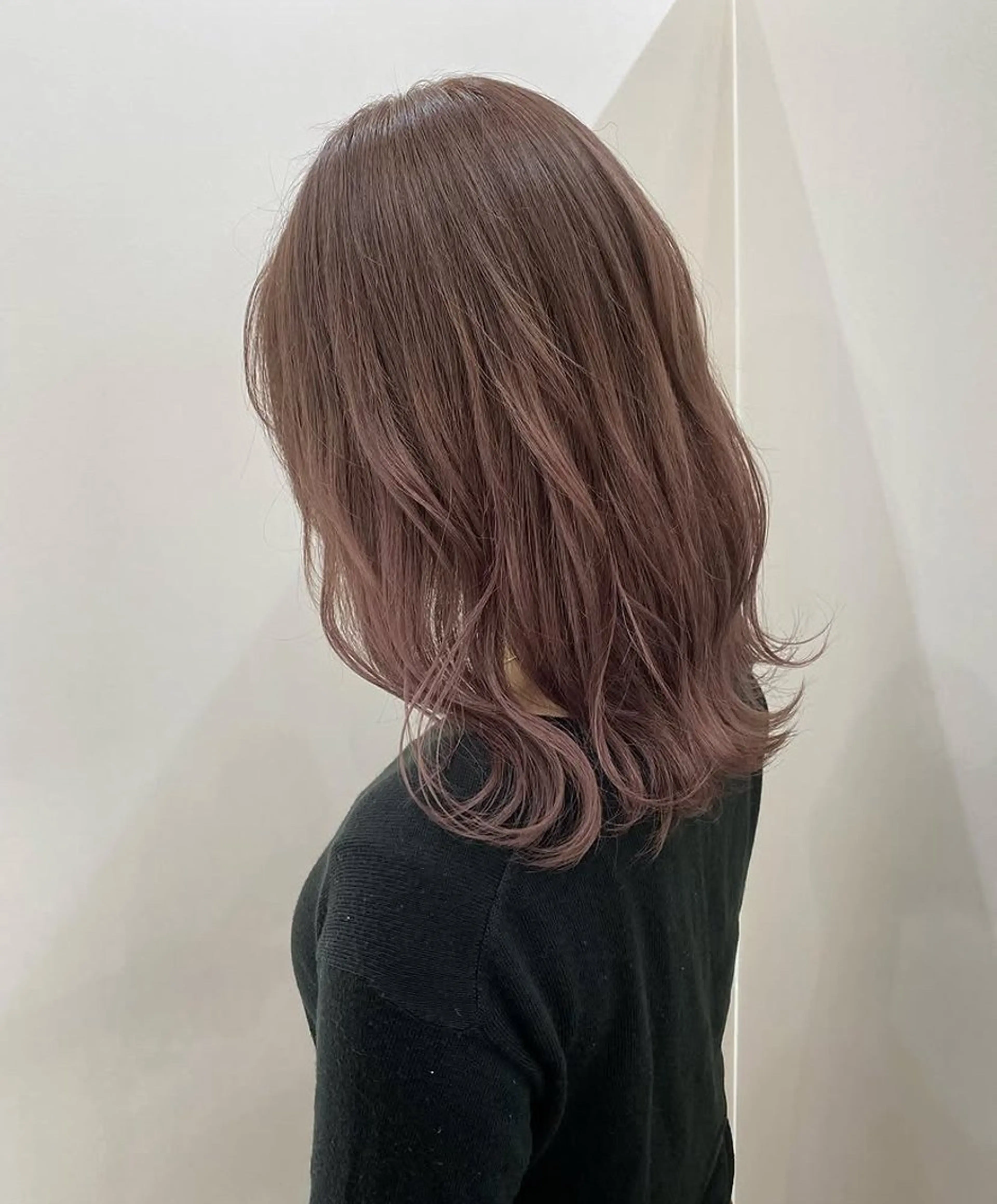 セミロング カラー ベージュカラー ピンクカラー ピンクベージュ ヘアカラー HAIR DESIGN  Chambord （ヘアデザイン シャンボール）所属・大西 華央のヘアスタイル